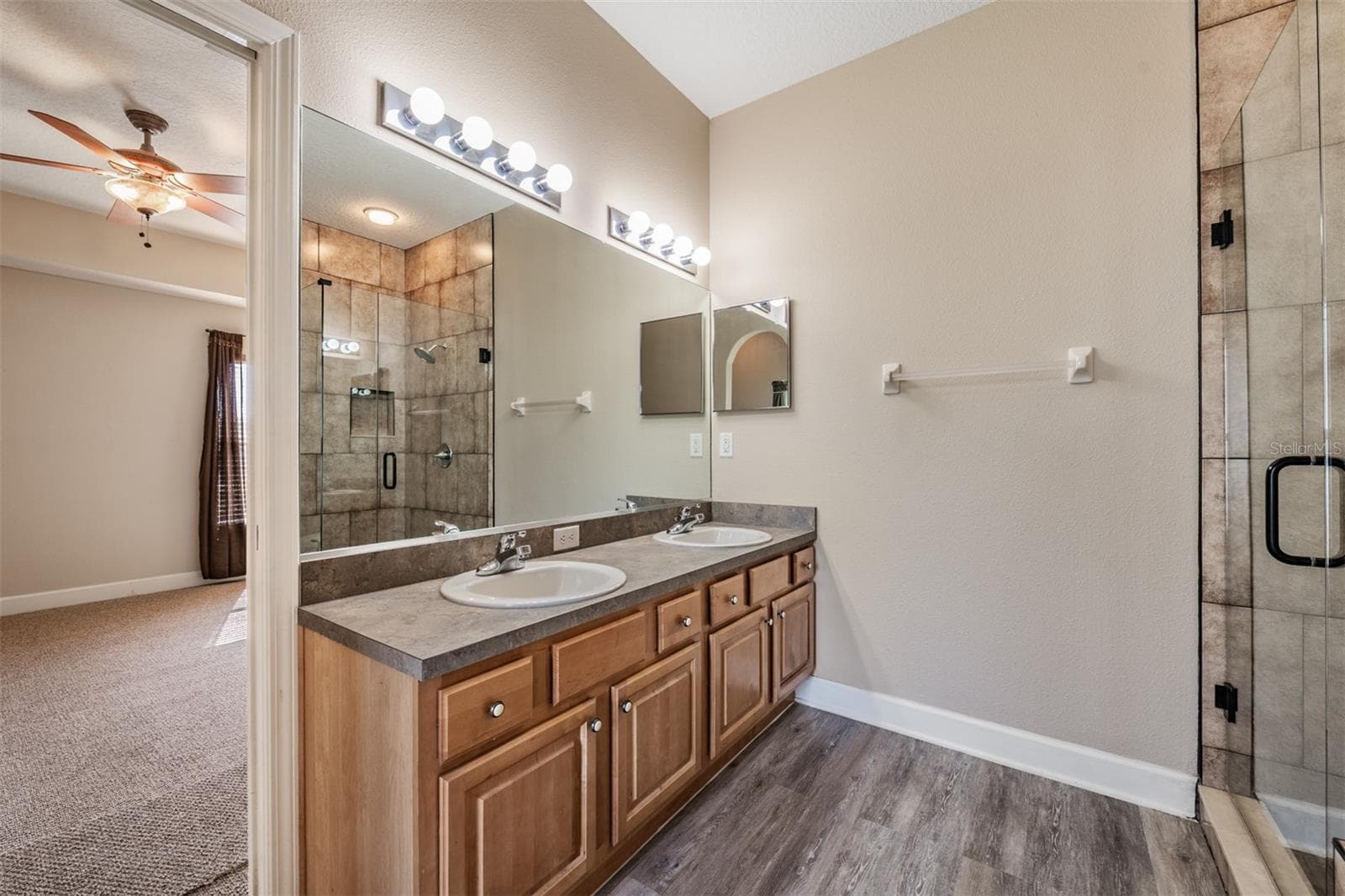 Single Family Residence at 17216 ALDERMAN TURNER RD, WIMAUMA, photo 28 of 58