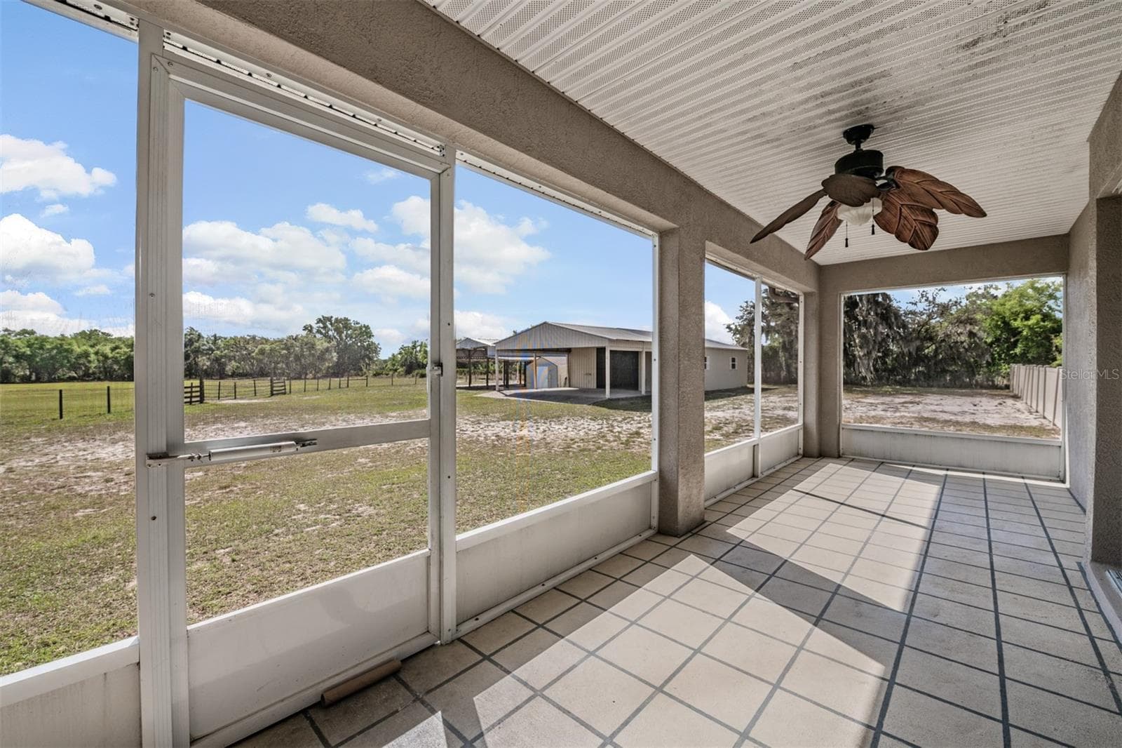 Single Family Residence at 17216 ALDERMAN TURNER RD, WIMAUMA, photo 40 of 58