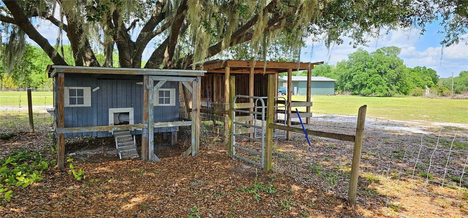 Single Family Residence at 17216 ALDERMAN TURNER RD, WIMAUMA, photo 49 of 58