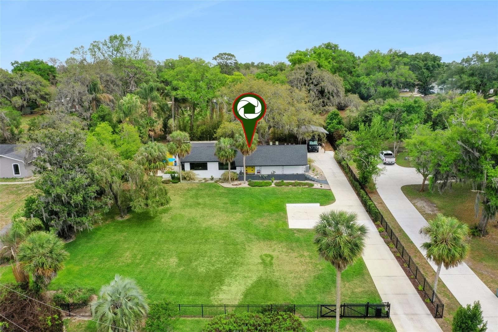 Single Family Residence at 10426 LAKESHORE DR, CLERMONT, photo 38 of 40