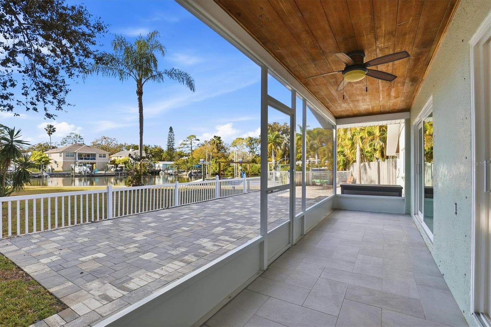 Single Family Residence at 302 GEORGIA AVE, CRYSTAL BEACH, photo 33 of 61