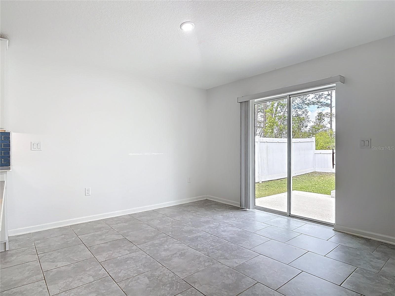 Single Family Residence at 1312 PEACH CREEK DR, OSTEEN, photo 16 of 62