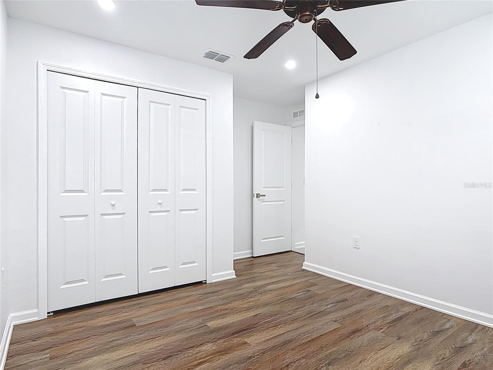 Single Family Residence at 1312 PEACH CREEK DR, OSTEEN, photo 33 of 62