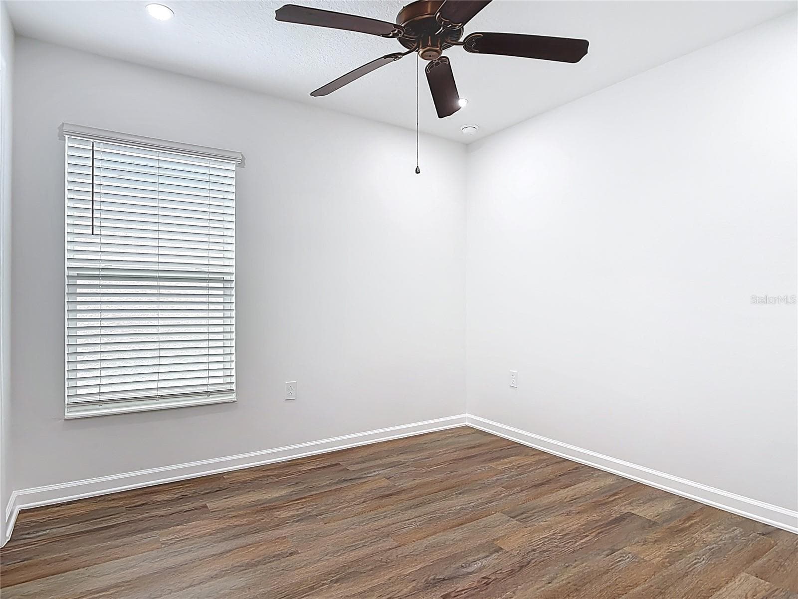 Single Family Residence at 1312 PEACH CREEK DR, OSTEEN, photo 34 of 62