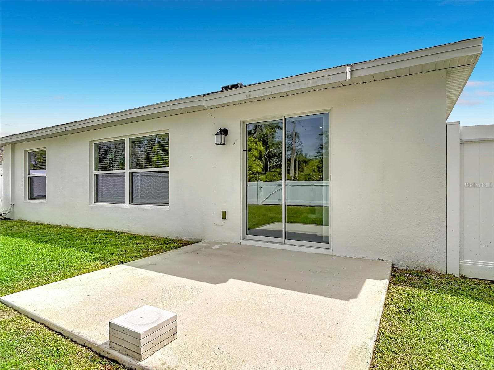Single Family Residence at 1312 PEACH CREEK DR, OSTEEN, photo 48 of 62