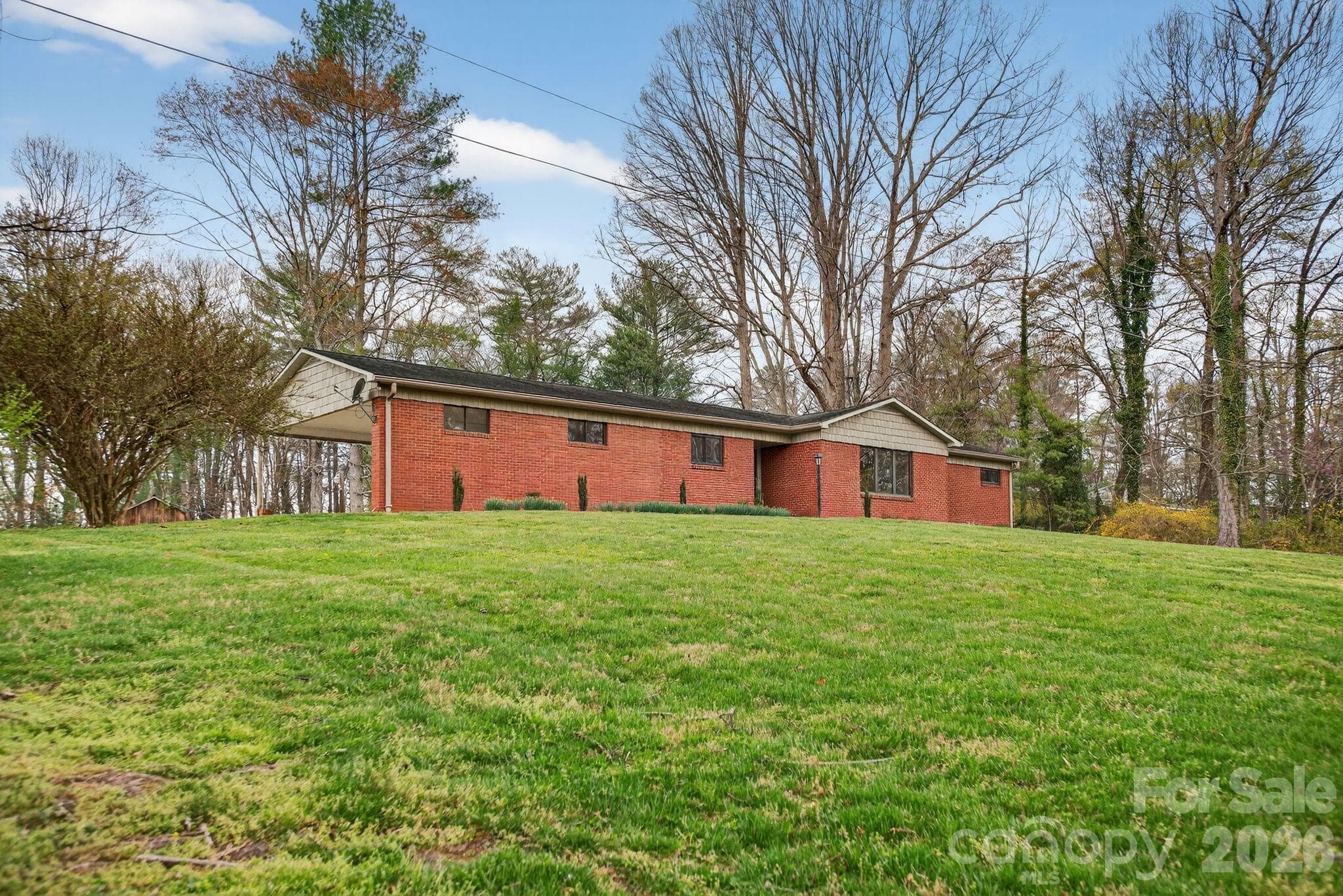 Single Family Residence at Lenoir, photo 4 of 44