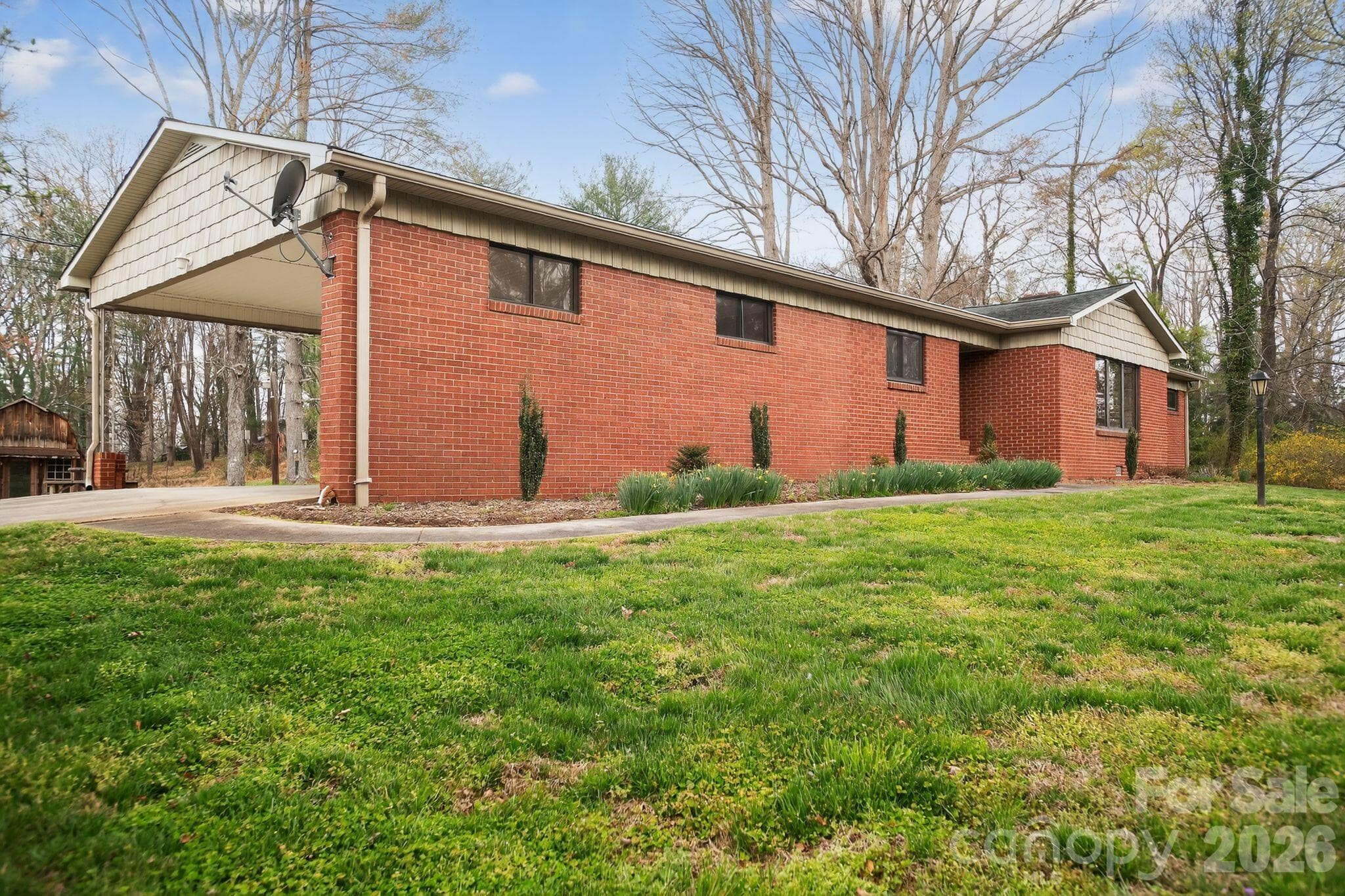 Single Family Residence at Lenoir, photo 5 of 44