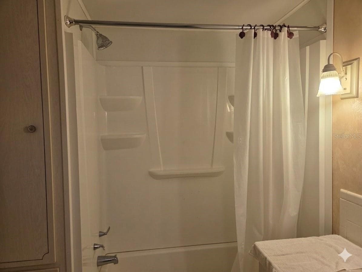 Mobile Home at 9900 ULMERTON RD #13, LARGO, photo 10 of 26