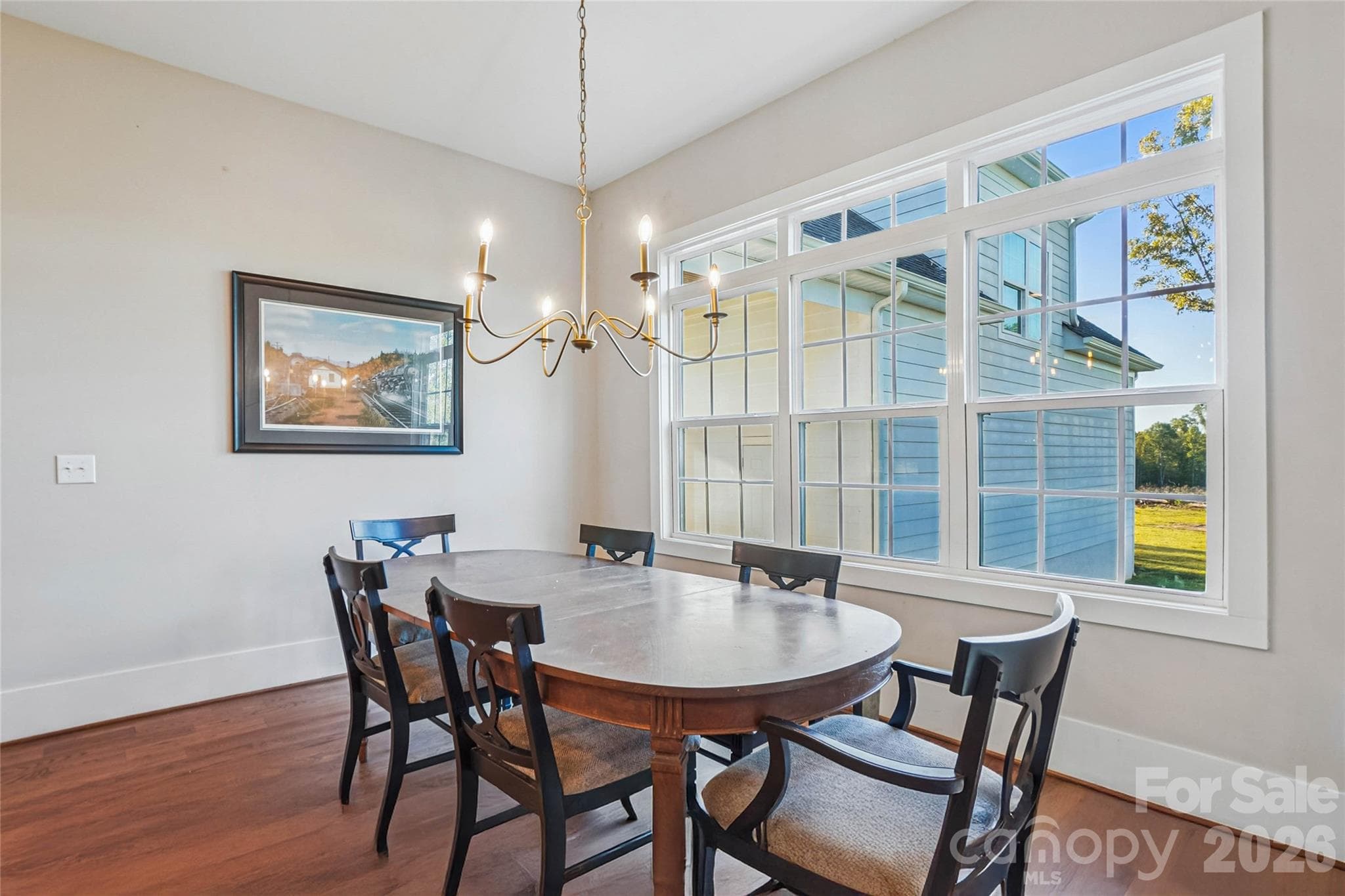 Dining area - 1904 Canal Road, Catawba