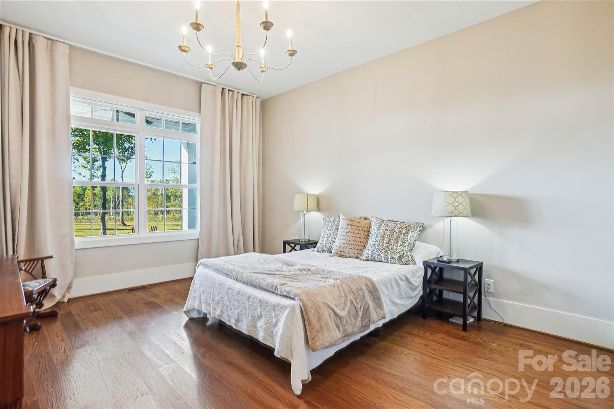 Primary suite - 1904 Canal Road, Catawba