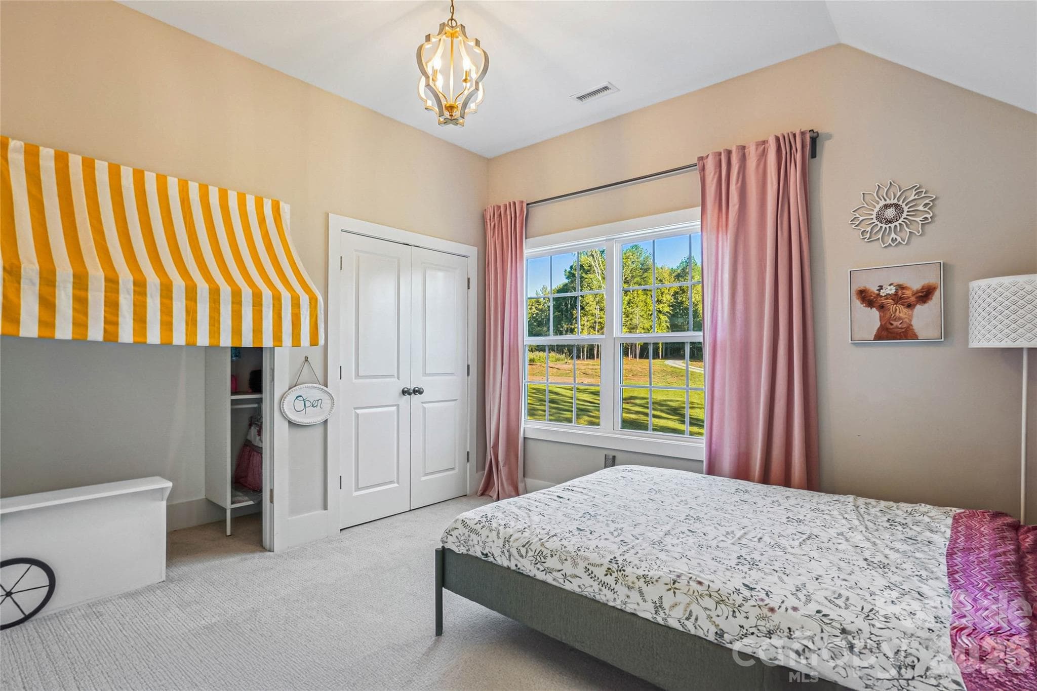 Upstairs bedroom - 1904 Canal Road, Catawba