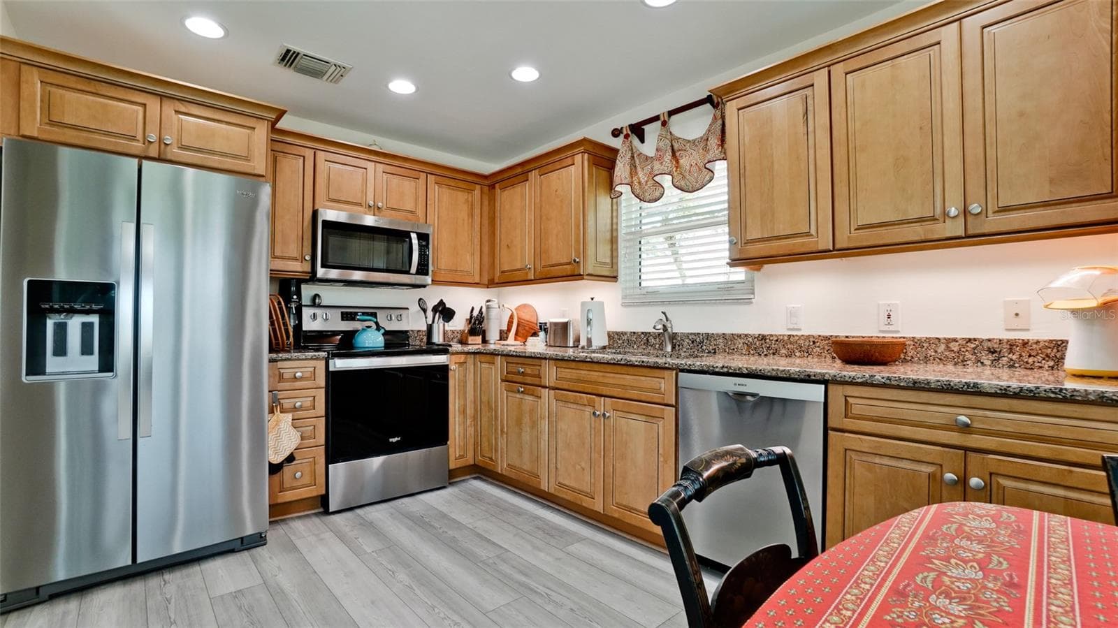 Villa at 11009 JASMINE CIR, BRADENTON, photo 15 of 39