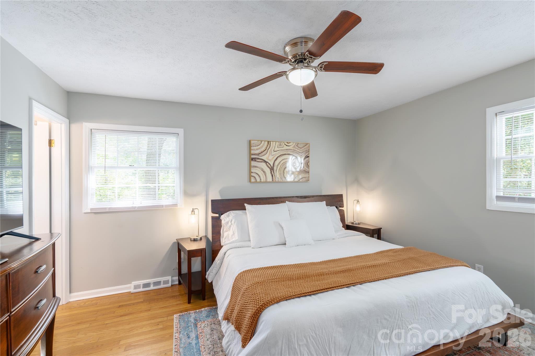 Primary bedroom with ensuite bathroom - 23 Springwood Drive, Asheville