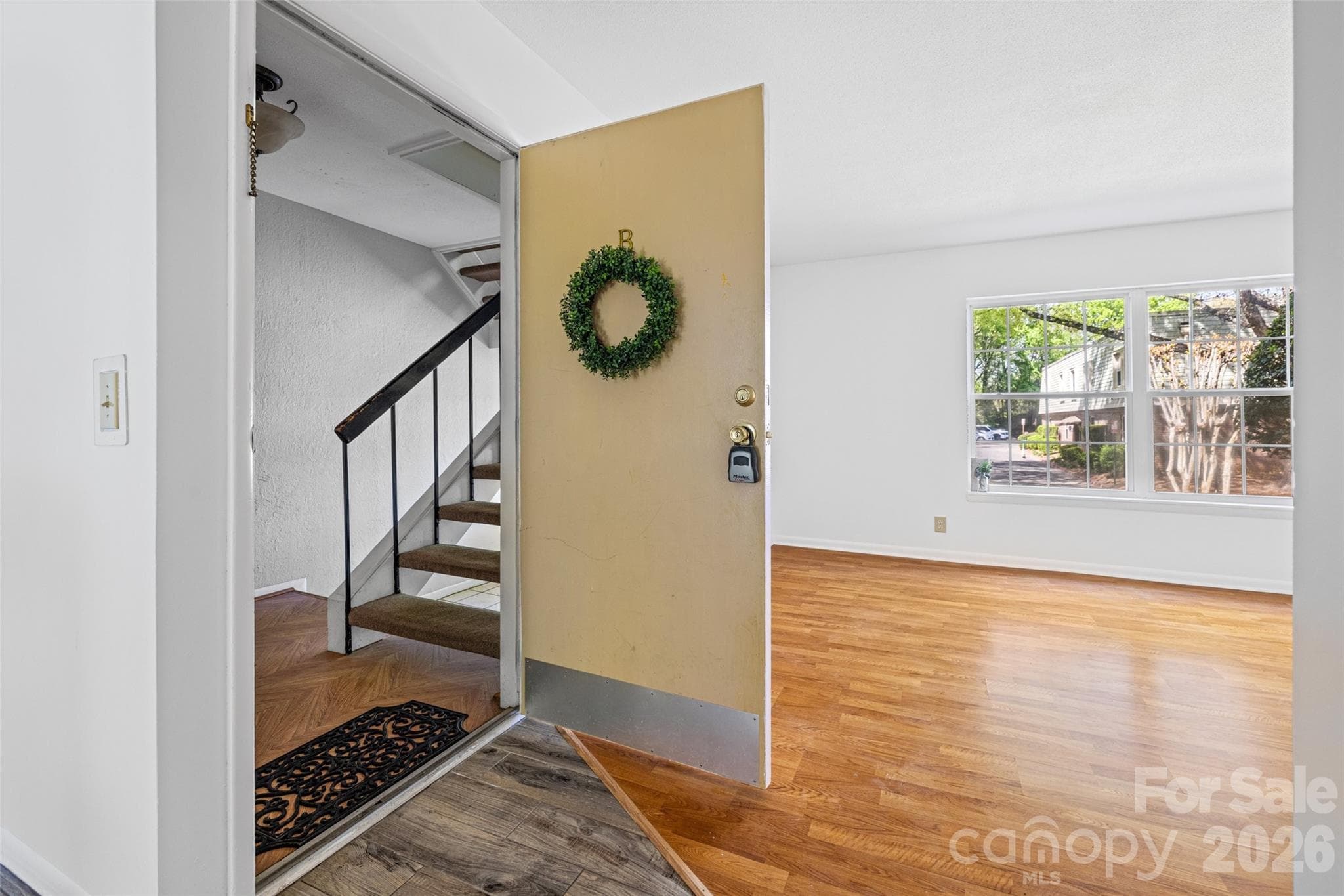 Condominium at Charlotte, photo 9 of 34