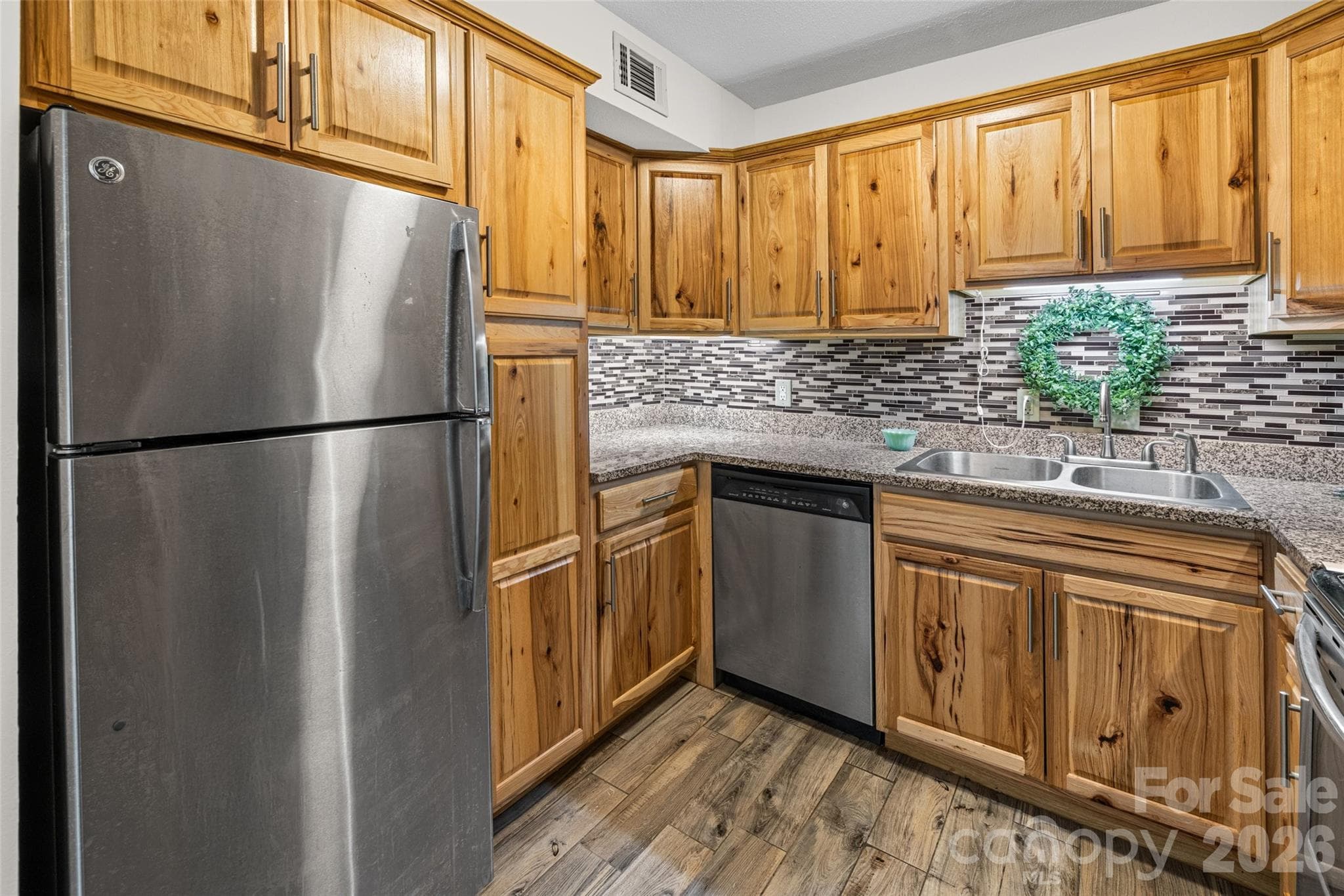 Condominium at Charlotte, photo 3 of 34