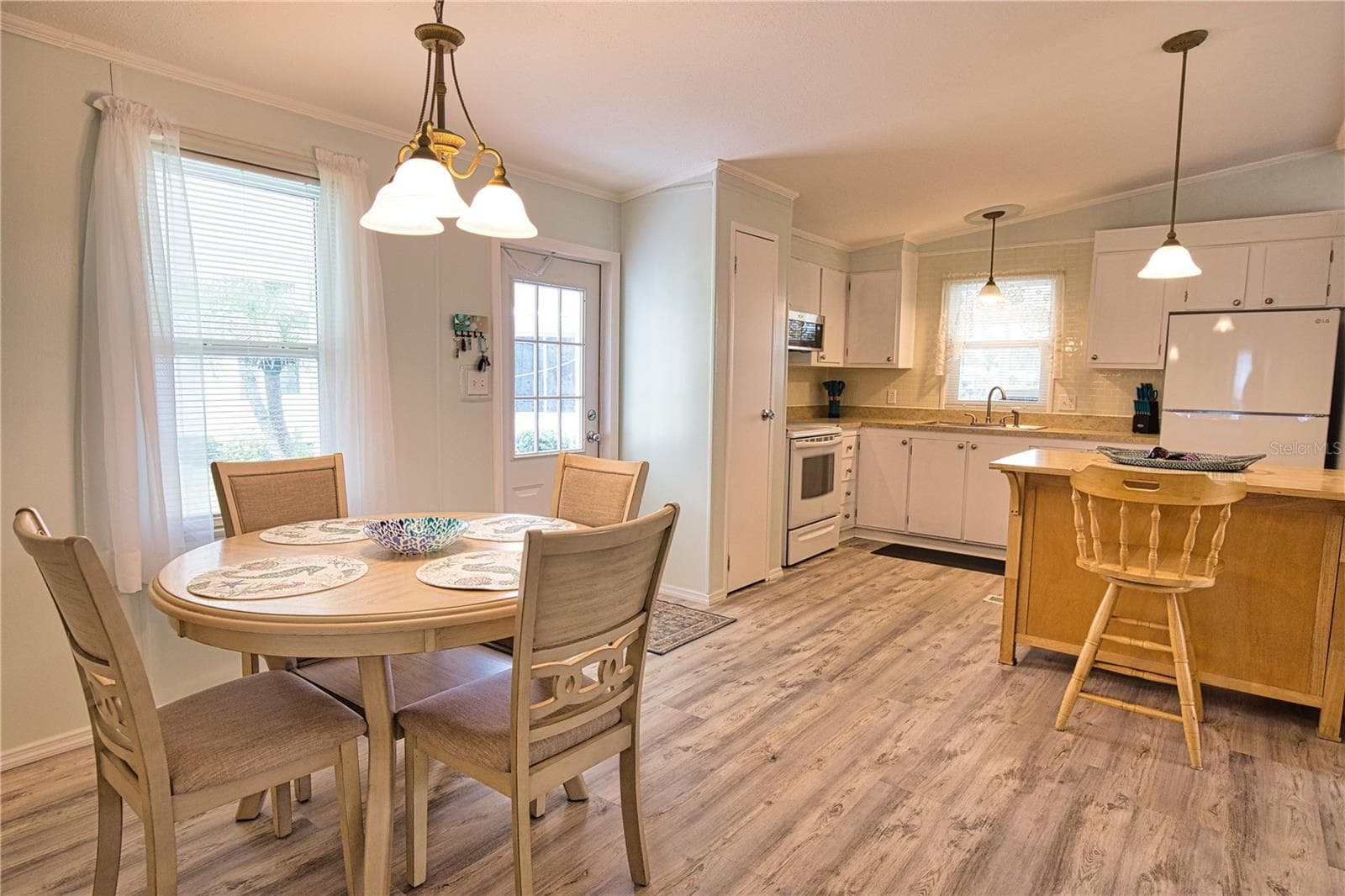 Manufactured Home at 618 IGLESIA DR, NORTH PORT, photo 9 of 80