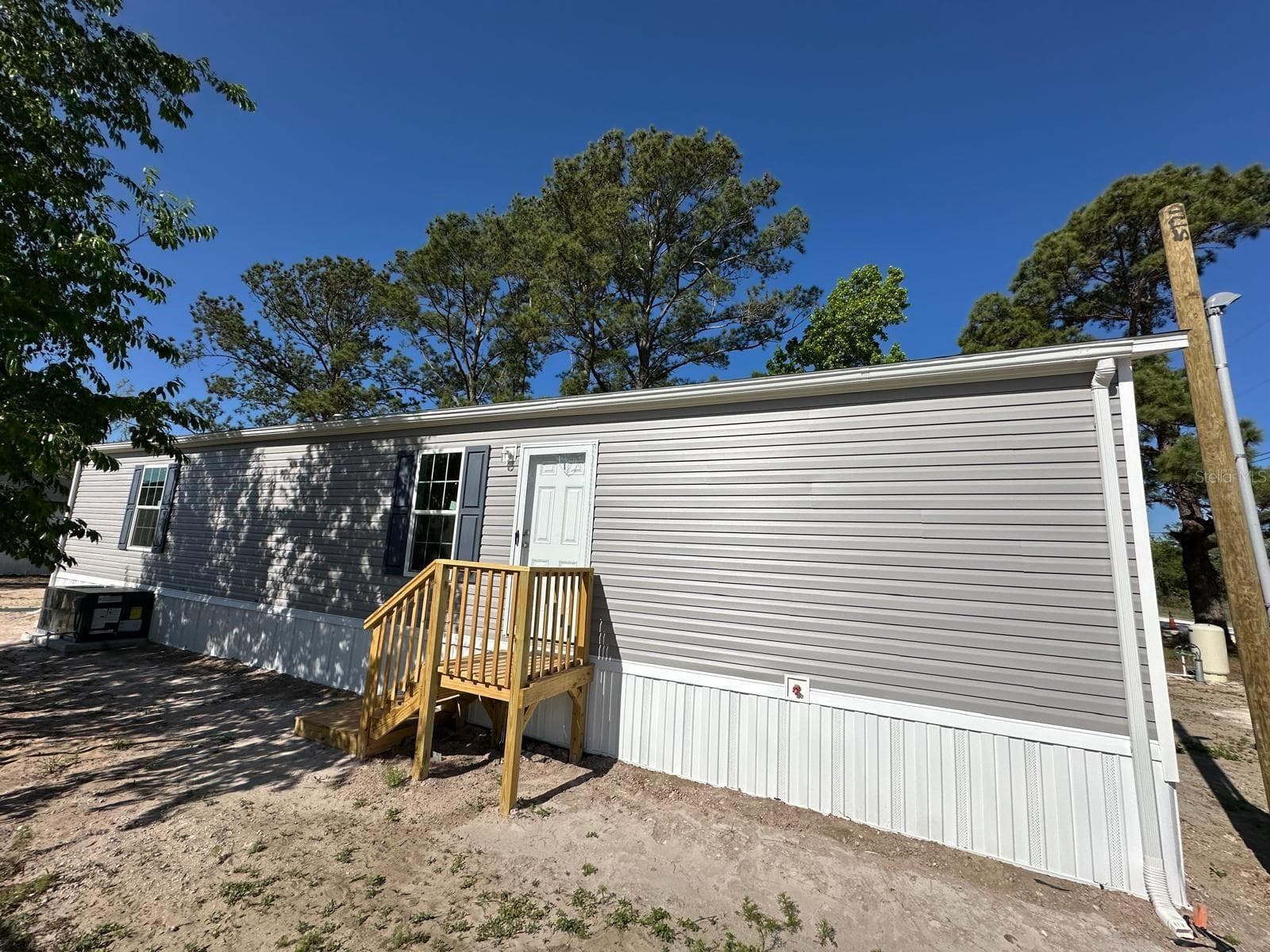 Manufactured Home at 16136 CHANCAS ST, BROOKSVILLE, photo 37 of 40