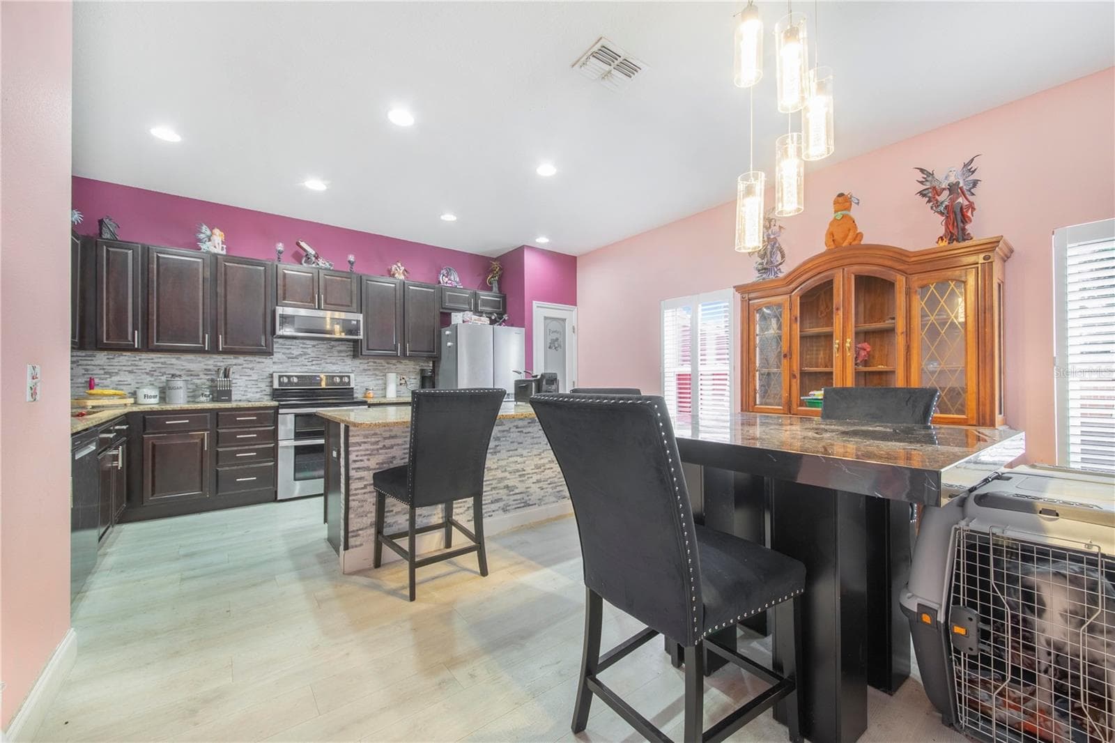 Single Family Residence at 1382 SALISBURY DR, WINTER HAVEN, photo 9 of 32