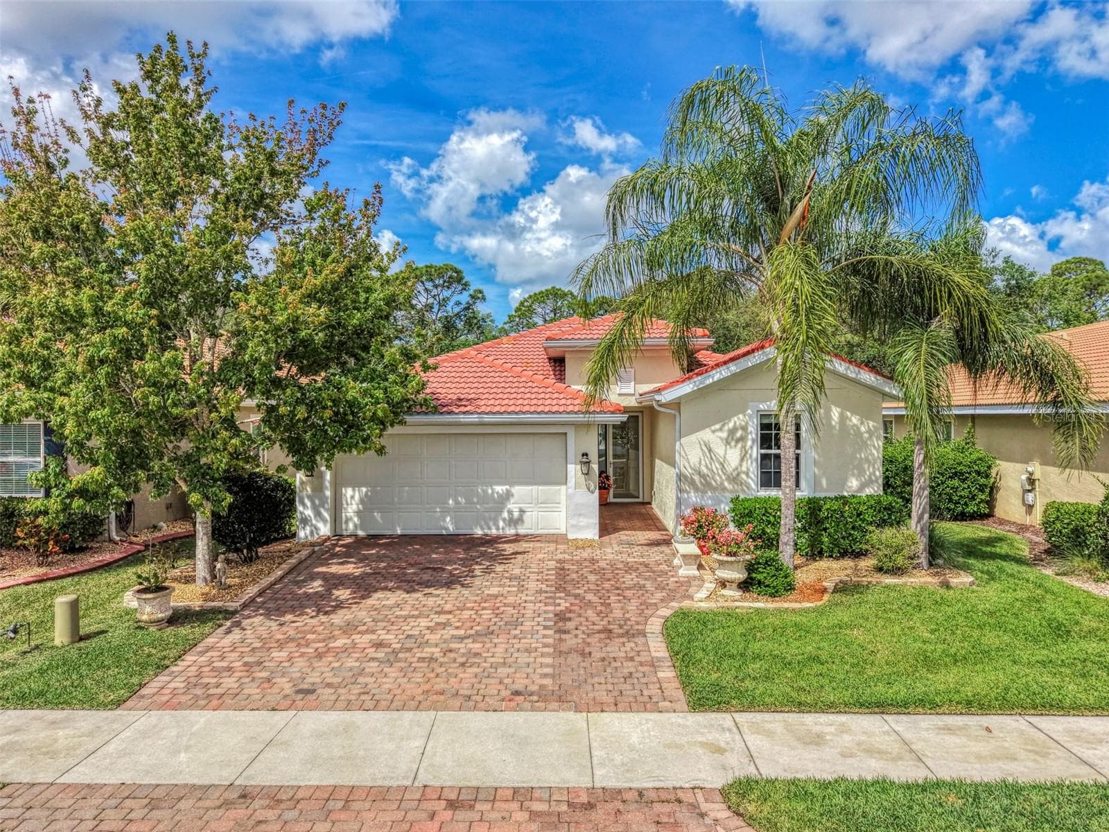 Single Family Residence at 11455 BLACKFIN ST, VENICE, photo 2 of 72