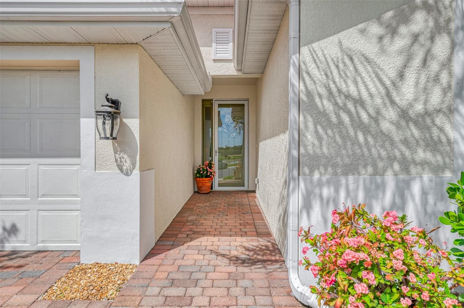 Single Family Residence at 11455 BLACKFIN ST, VENICE, photo 9 of 72
