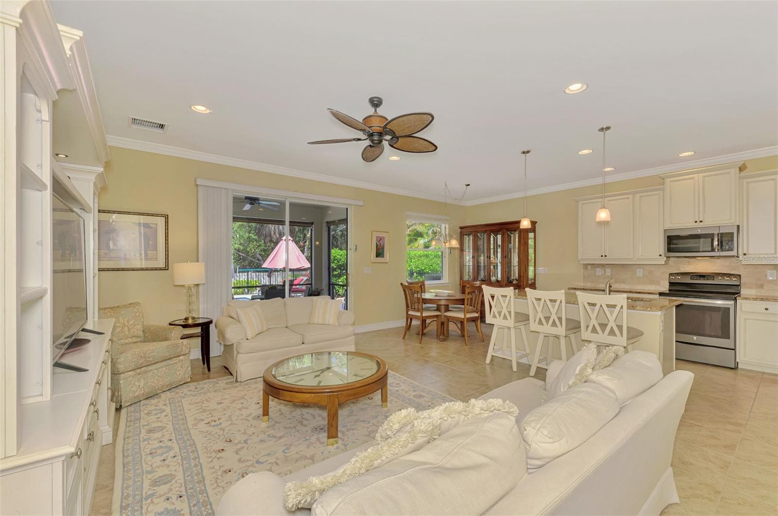 Single Family Residence at 11455 BLACKFIN ST, VENICE, photo 17 of 72