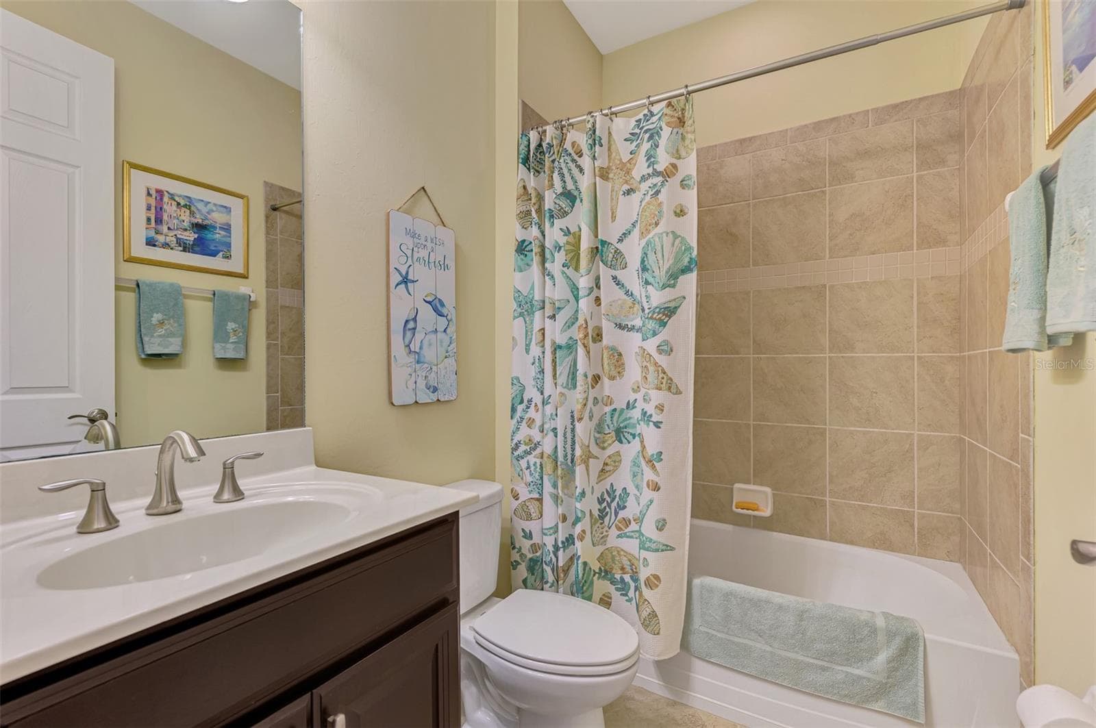 Single Family Residence at 11455 BLACKFIN ST, VENICE, photo 41 of 72