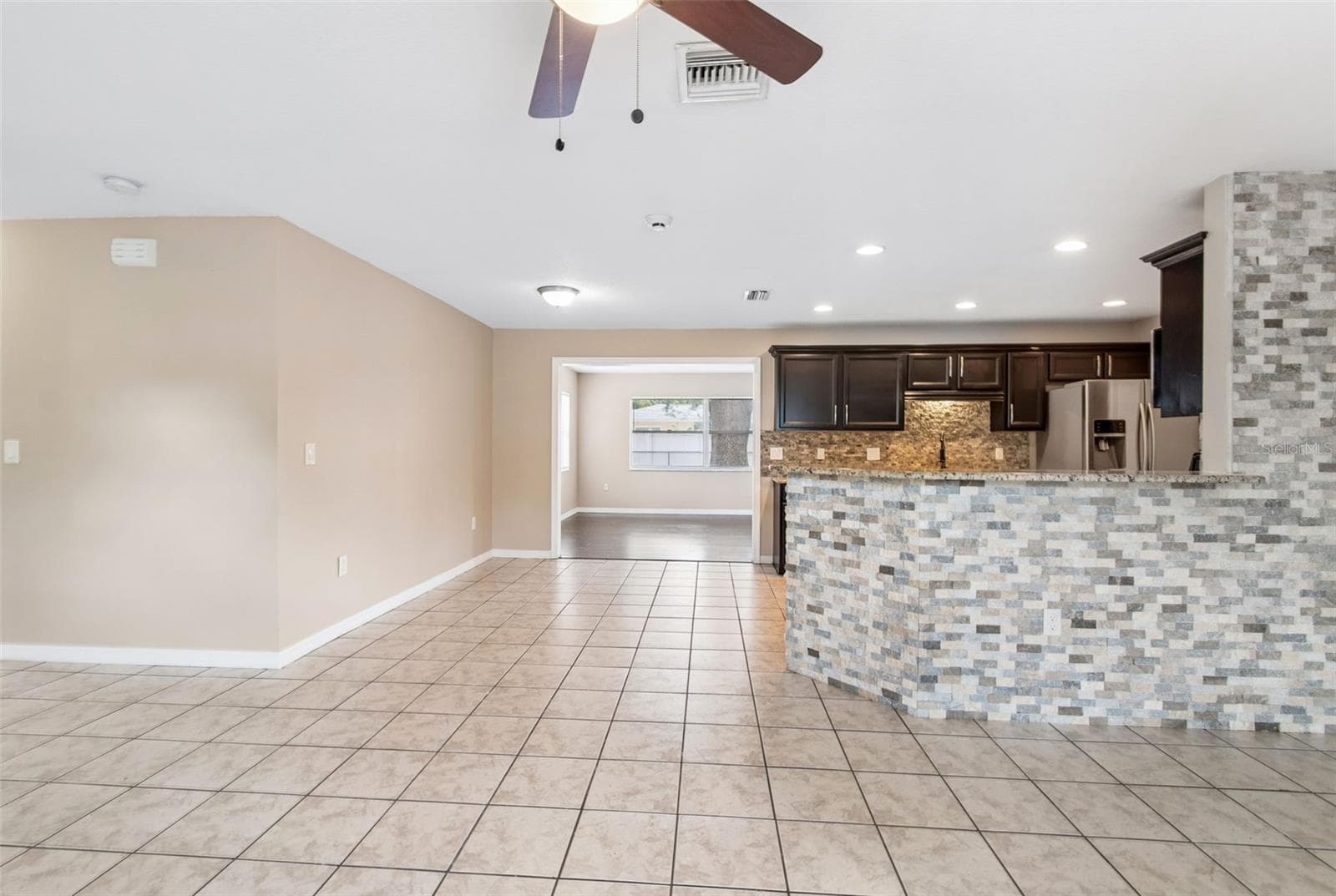 Single Family Residence at 4018 PRADO DR, SARASOTA, photo 6 of 63