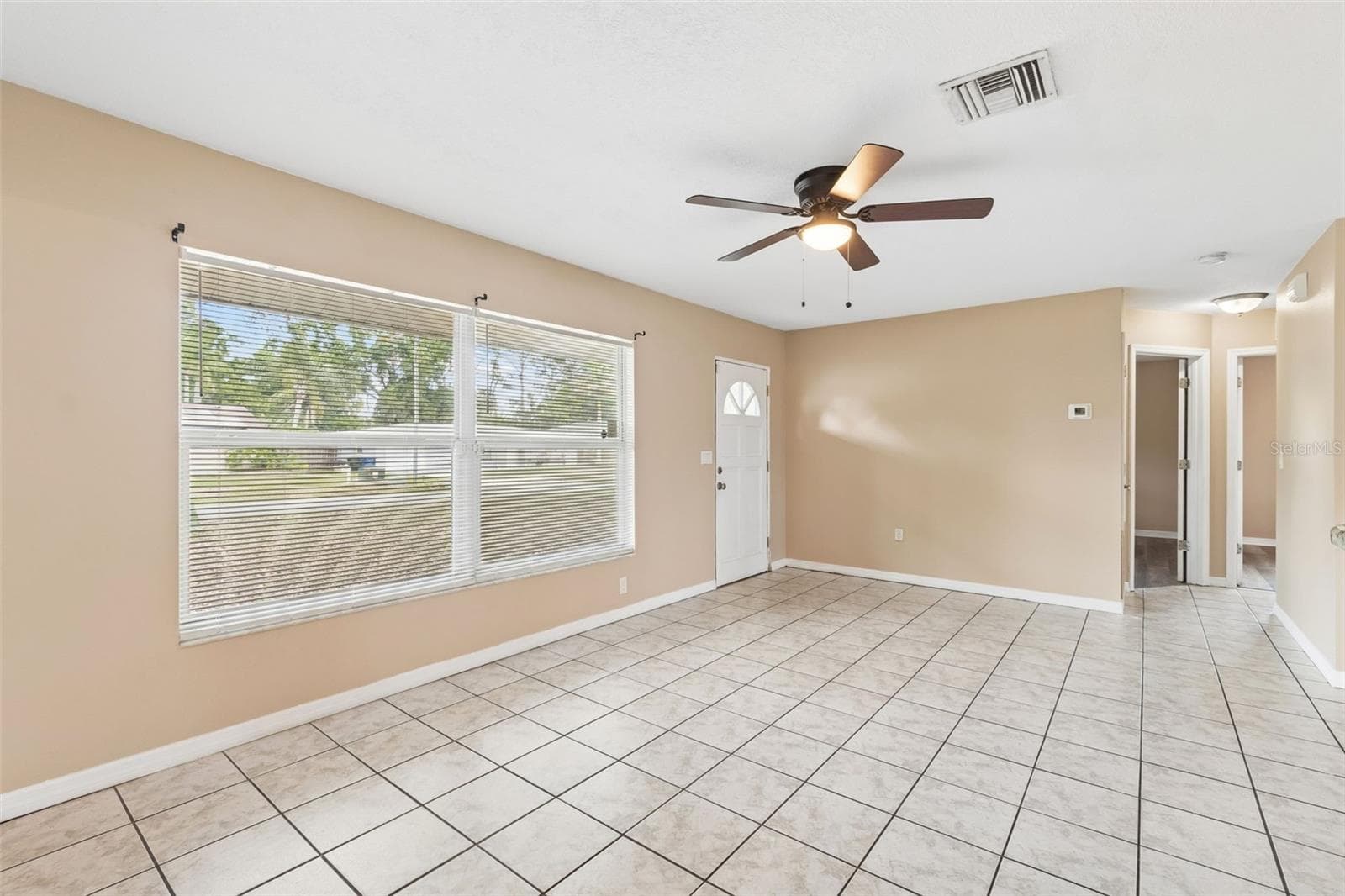 Single Family Residence at 4018 PRADO DR, SARASOTA, photo 7 of 63
