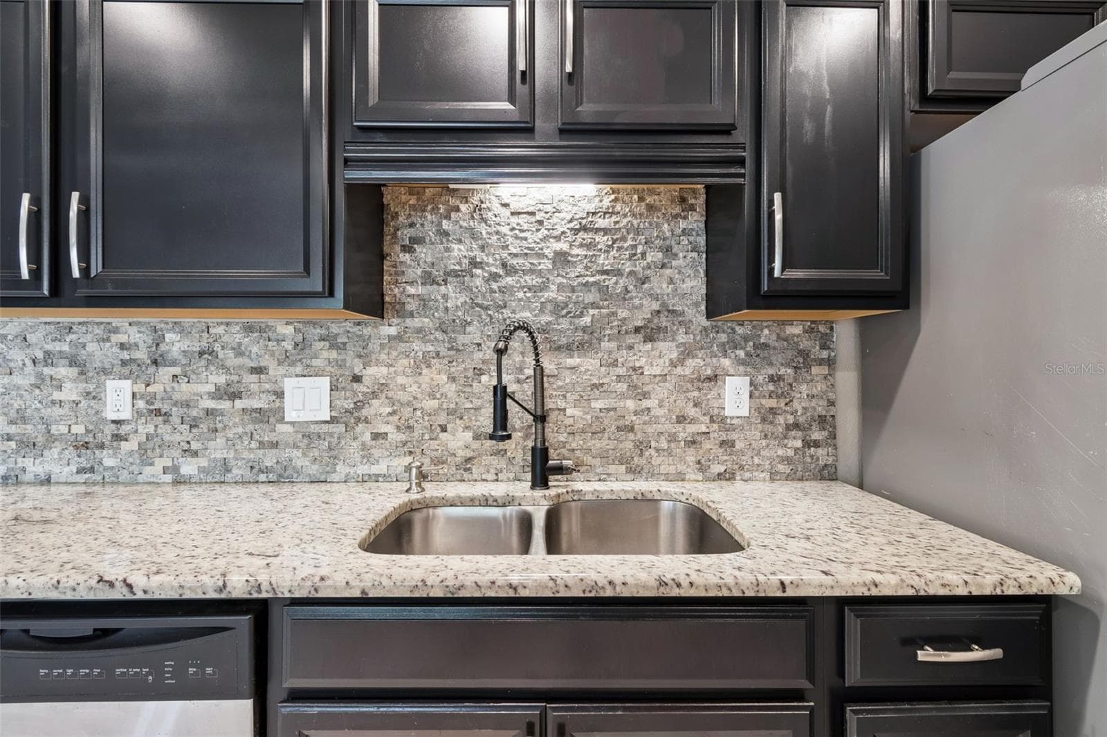 Single Family Residence at 4018 PRADO DR, SARASOTA, photo 15 of 63