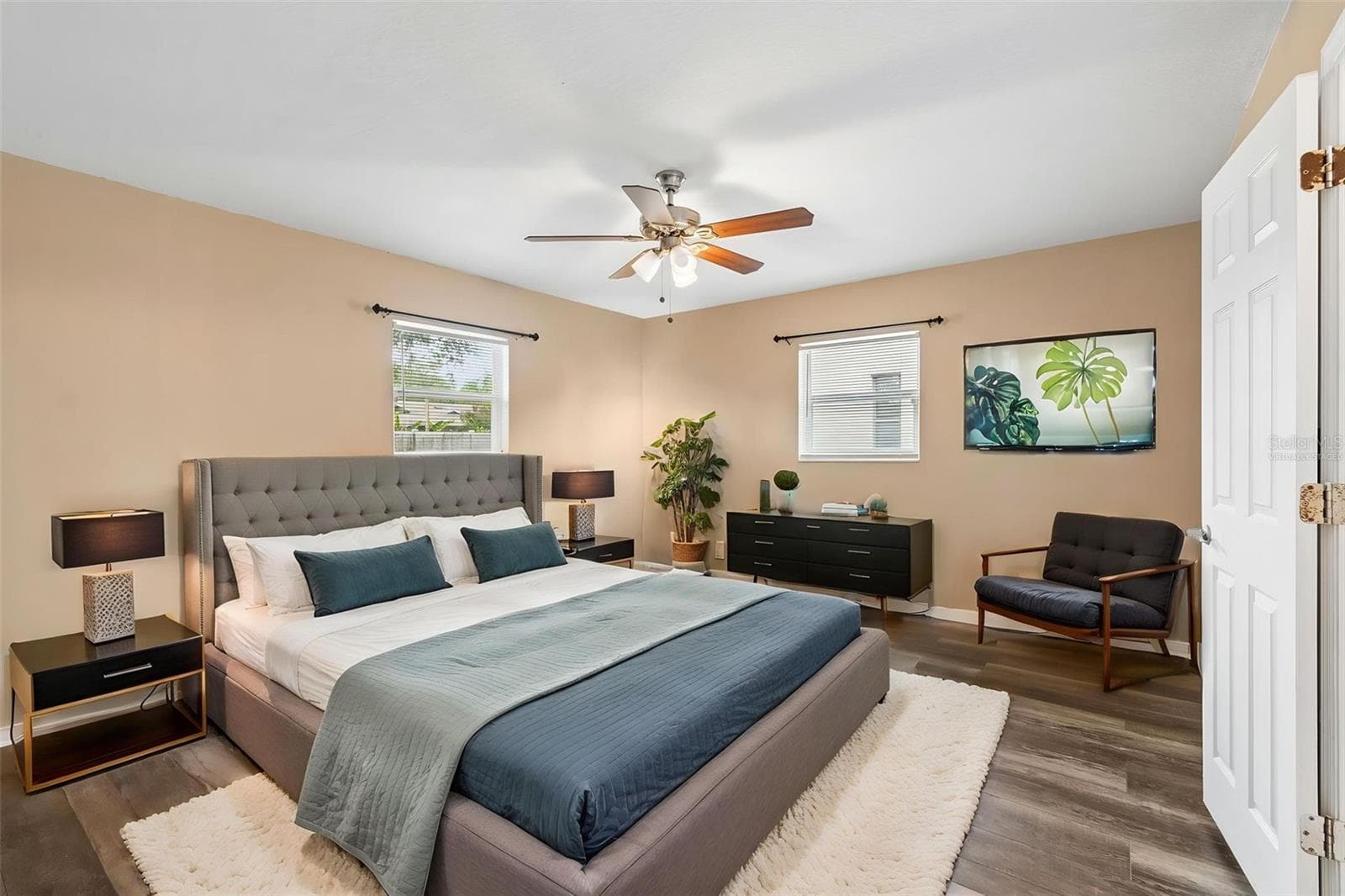 Virtually staged - 4018 PRADO DR, SARASOTA