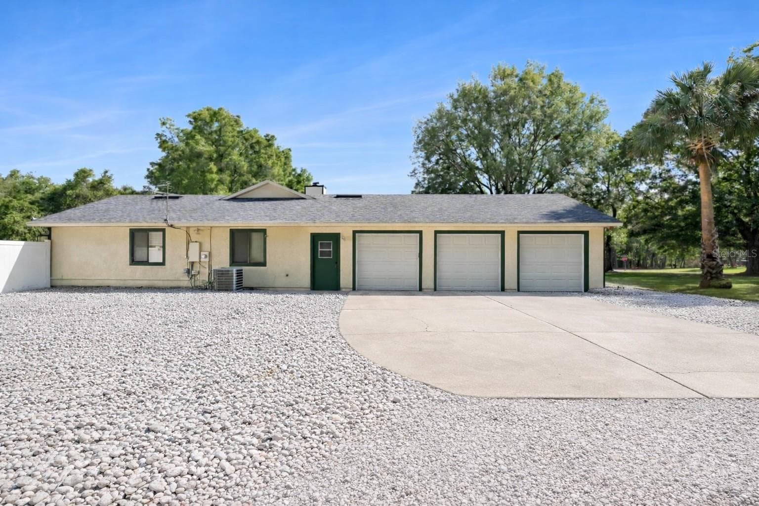 3 Car garage with New expanded gravel parking for RV/boat/trailer. - 3501 HILL STREAM AVE, APOPKA