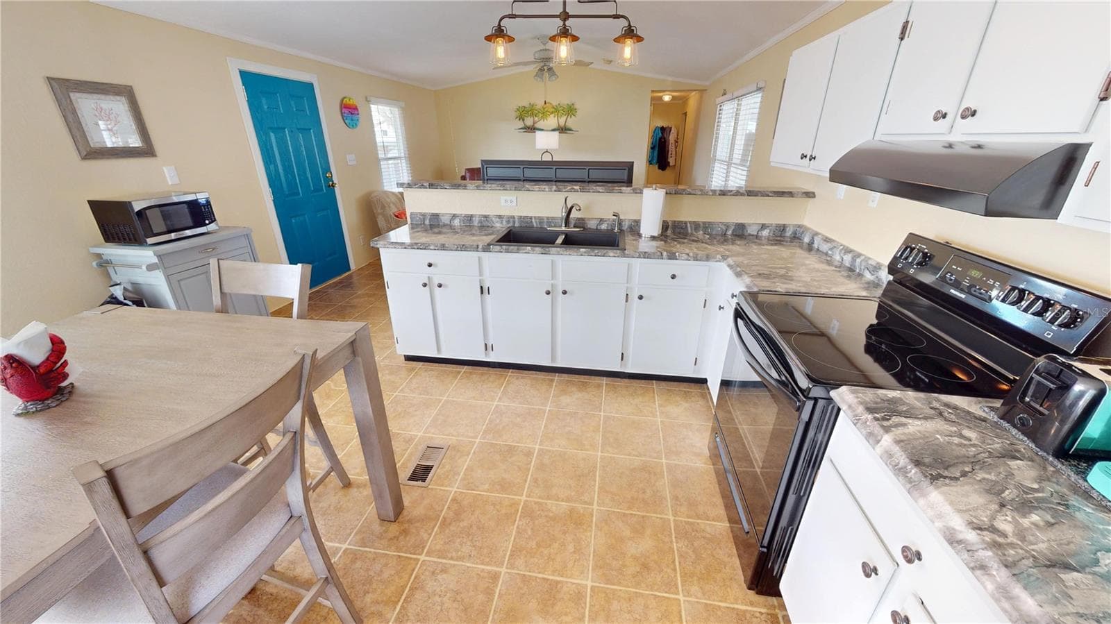 Manufactured Home at 10100 BURNT STORE RD #123, PUNTA GORDA, photo 13 of 35