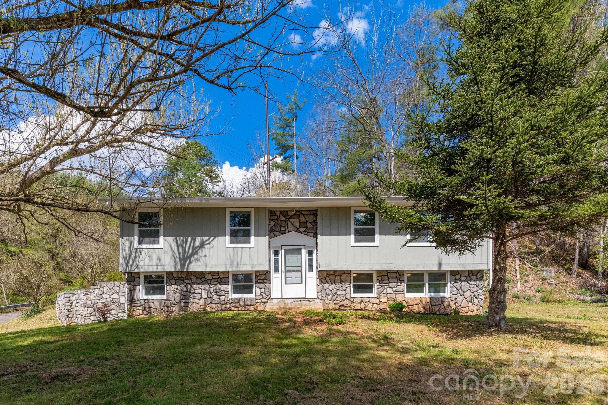 Single Family Residence at Mars Hill, photo 2 of 31