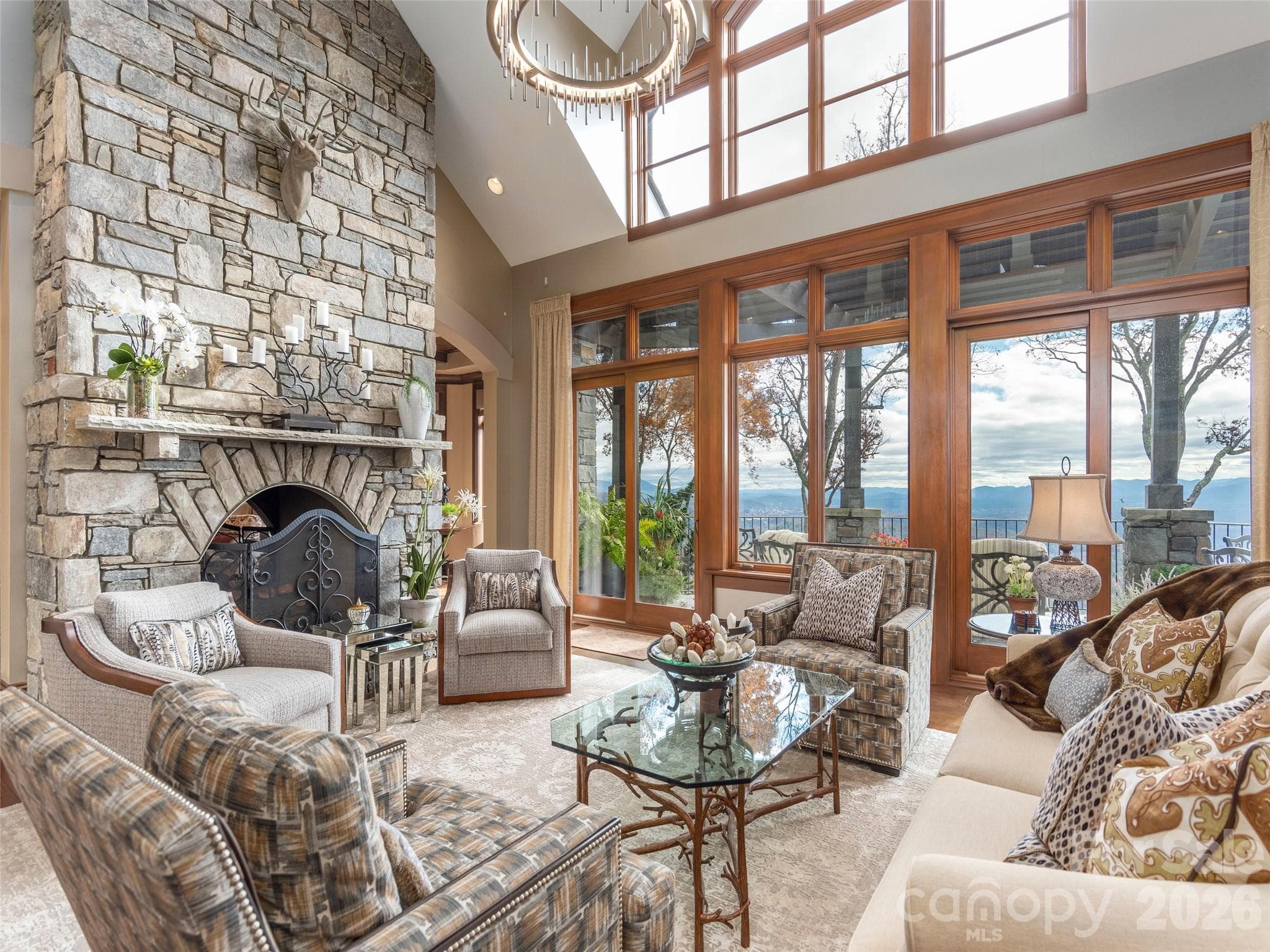 Vaulted ceilings with abundant sunlight - 633 Altamont View, Asheville