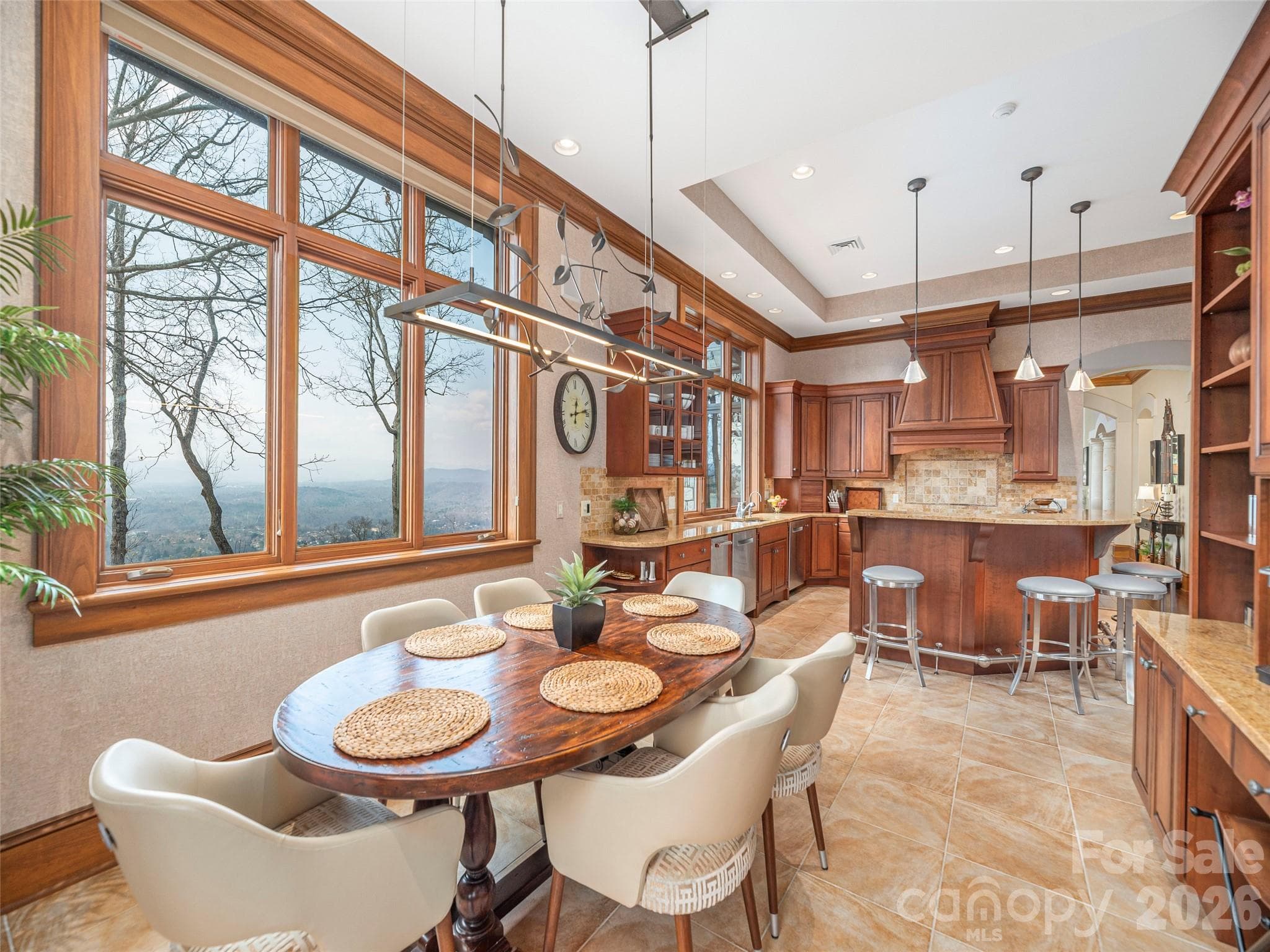 Breakfast nook - 633 Altamont View, Asheville