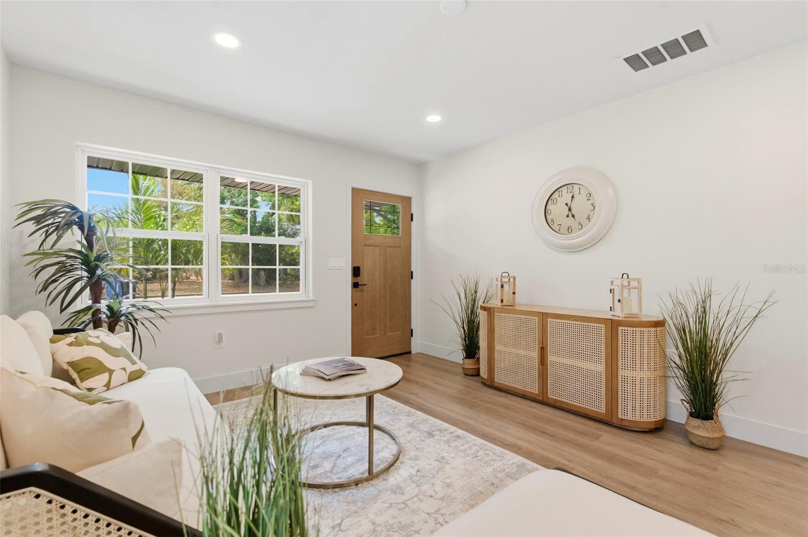 Single Family Residence at 8051 26TH AVE N, ST PETERSBURG, photo 10 of 64