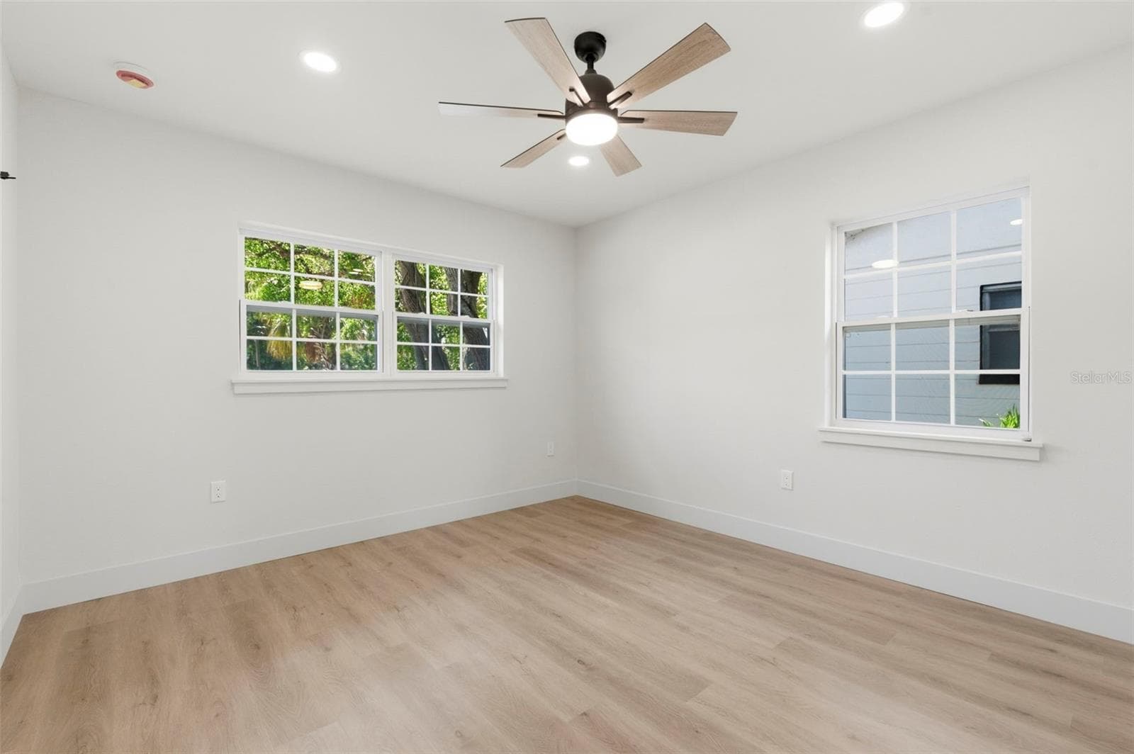 Single Family Residence at 8051 26TH AVE N, ST PETERSBURG, photo 29 of 64