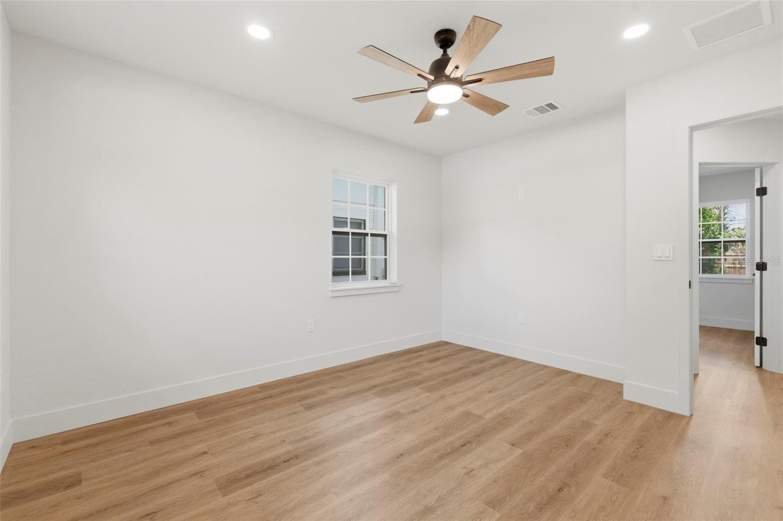 Single Family Residence at 8051 26TH AVE N, ST PETERSBURG, photo 30 of 64