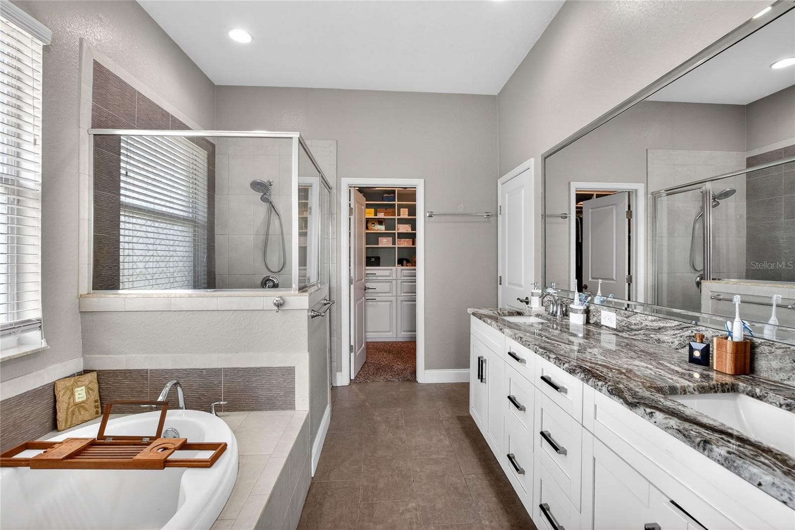 Single Family Residence at 3171 PEARLY DR, LAKELAND, photo 25 of 51