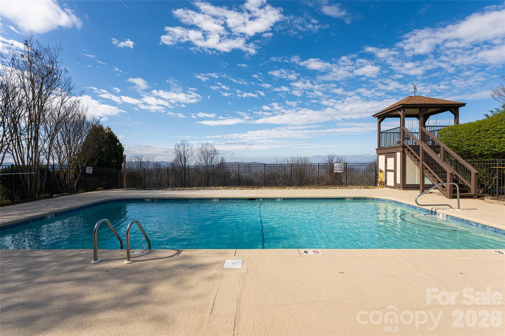 Clubhouse pool - Hendersonville