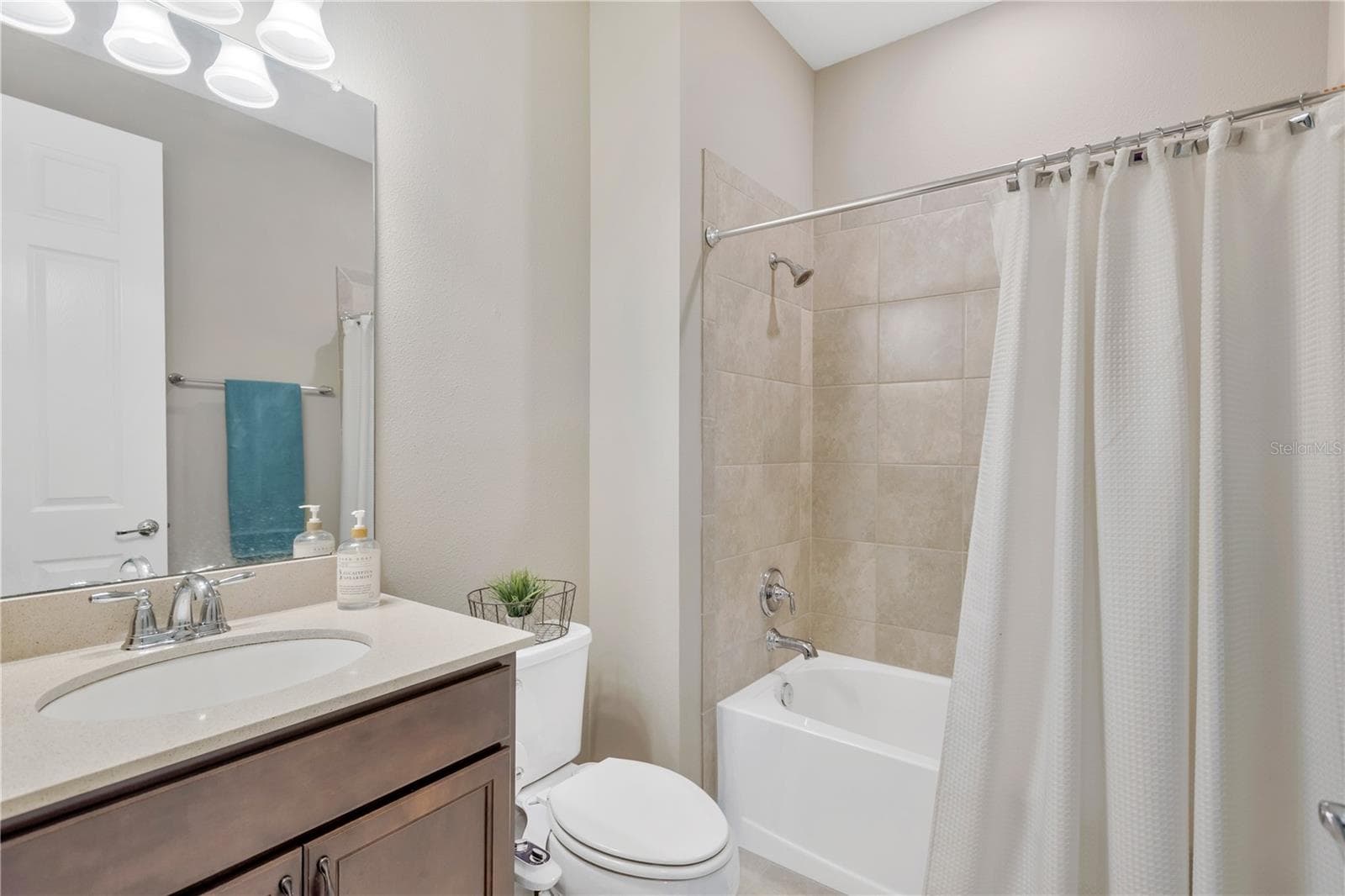 Single Family Residence at 19367 COASTAL SHORE TER, LAND O LAKES, photo 21 of 47