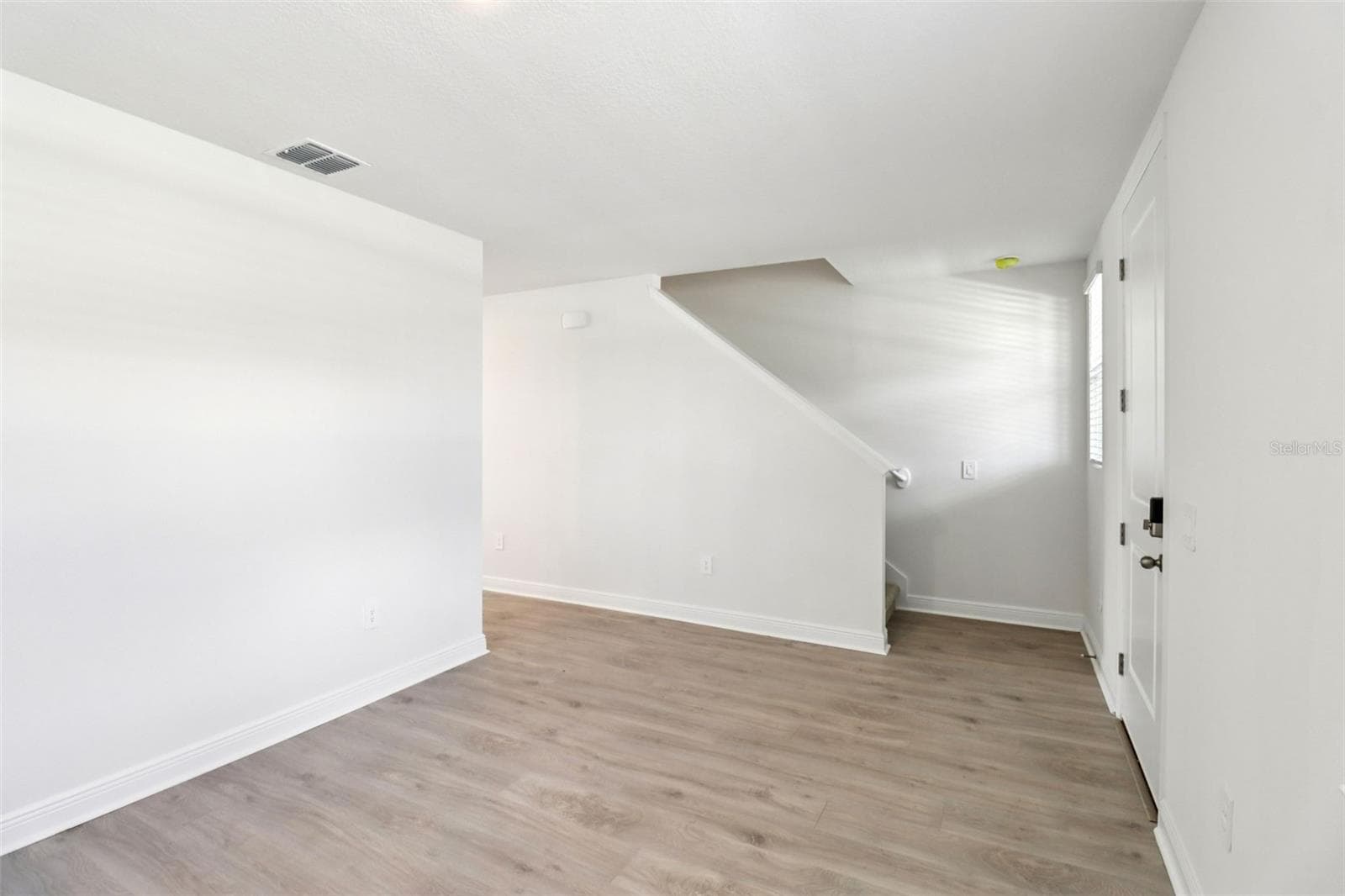 Single Family Residence at 787 SUNSHOWER, LADY LAKE, photo 7 of 41