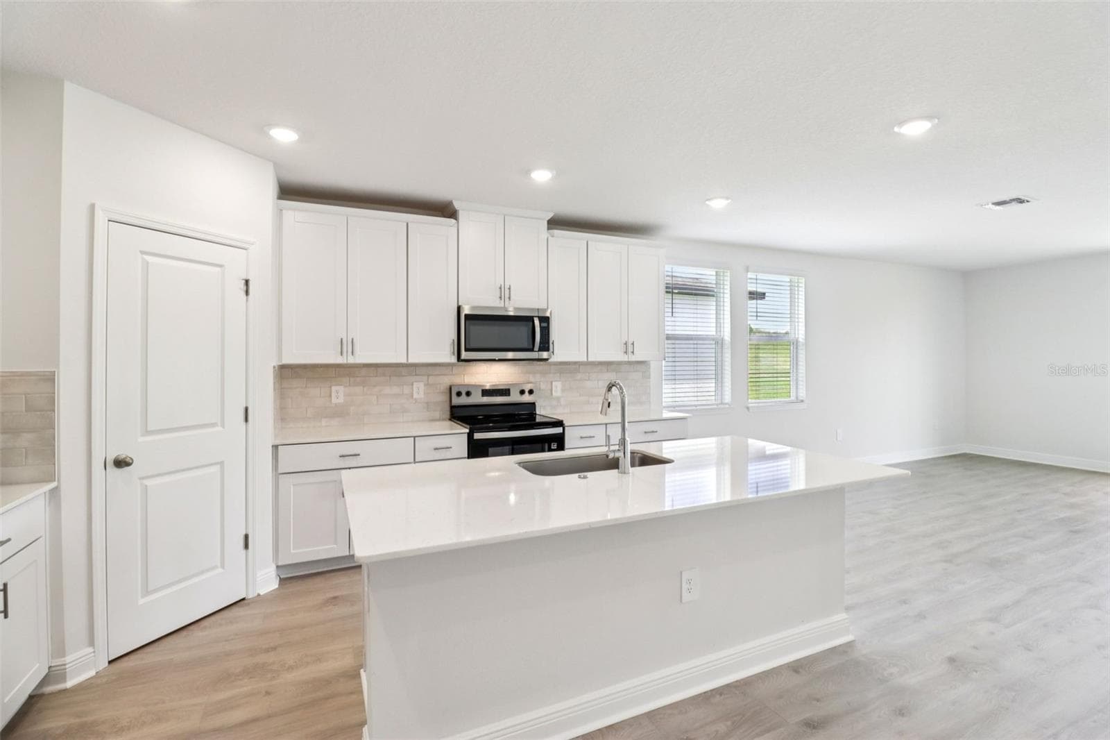 Single Family Residence at 787 SUNSHOWER, LADY LAKE, photo 13 of 41