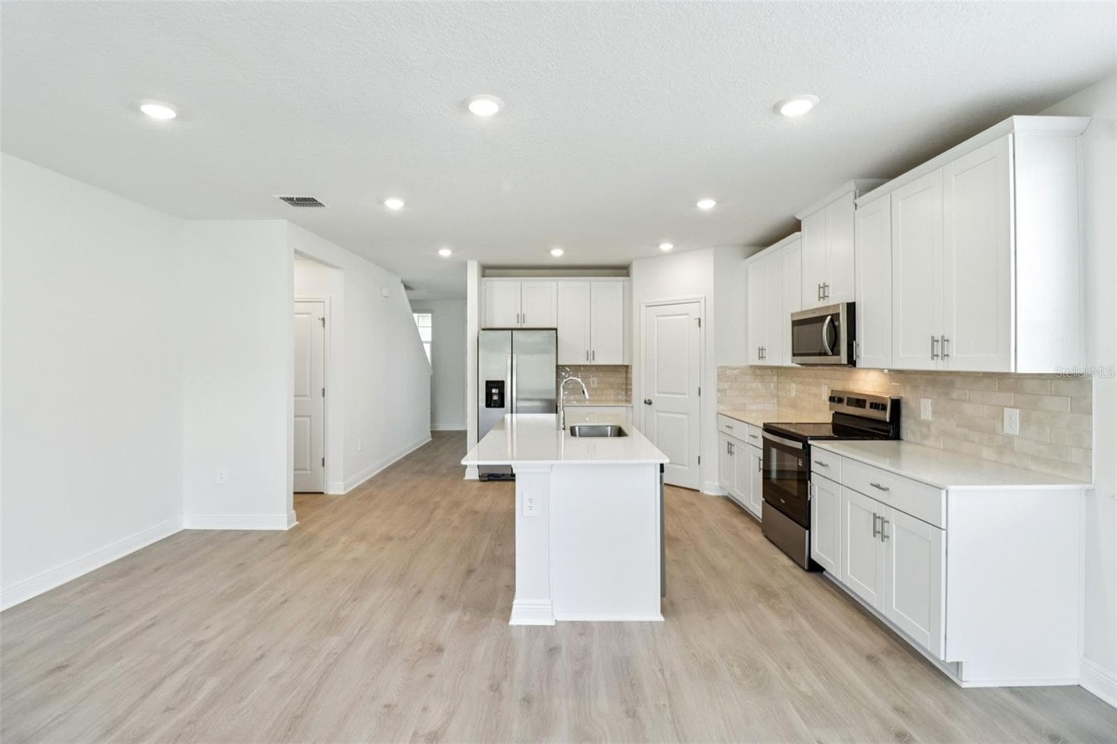 Single Family Residence at 787 SUNSHOWER, LADY LAKE, photo 15 of 41