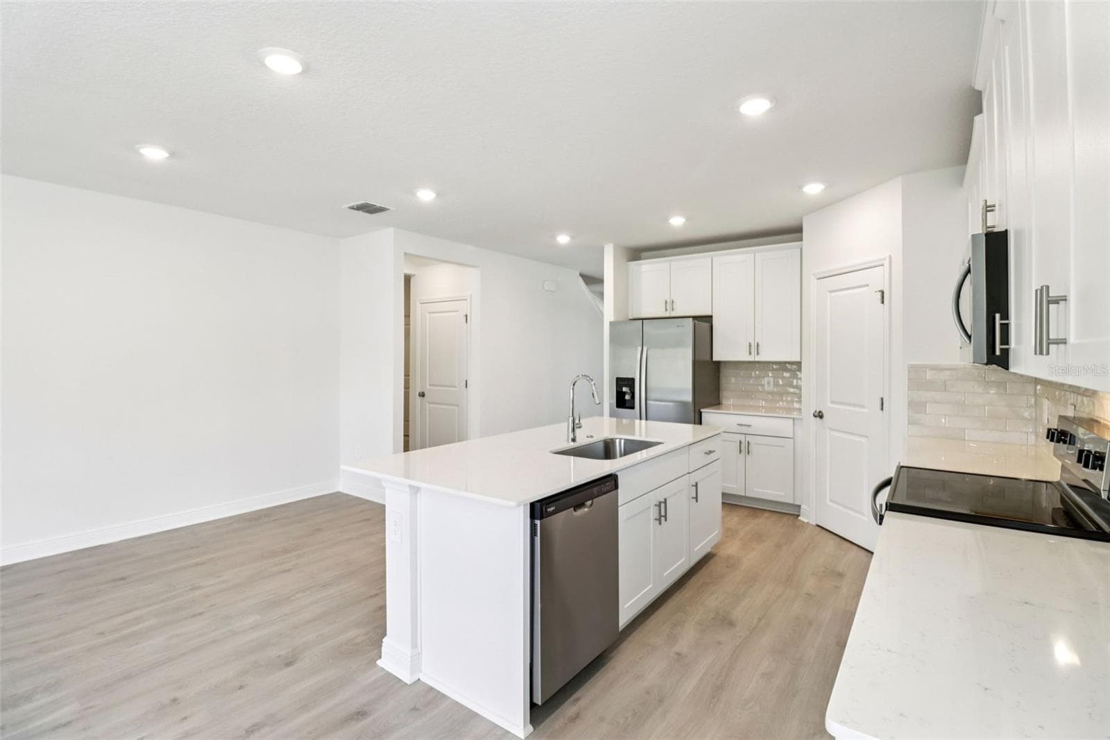 Single Family Residence at 787 SUNSHOWER, LADY LAKE, photo 16 of 41