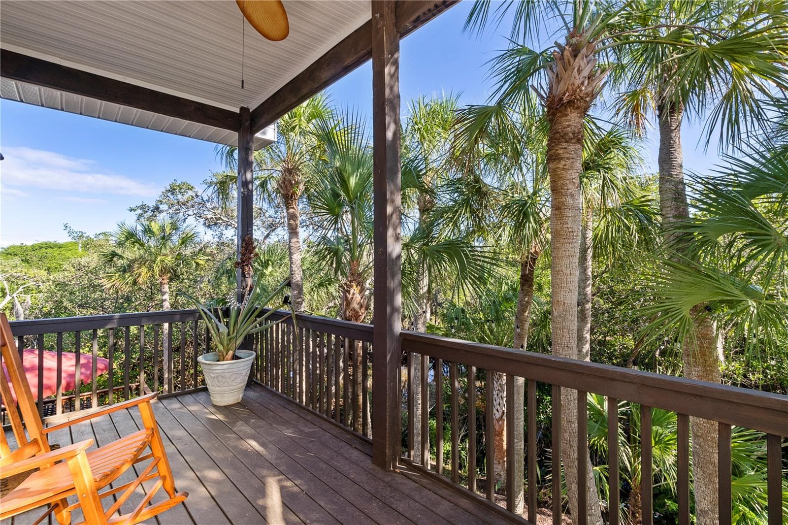 2nd Floor Kitchen Balcony/ Entrance - 7325 HOLLY RD, TERRA CEIA