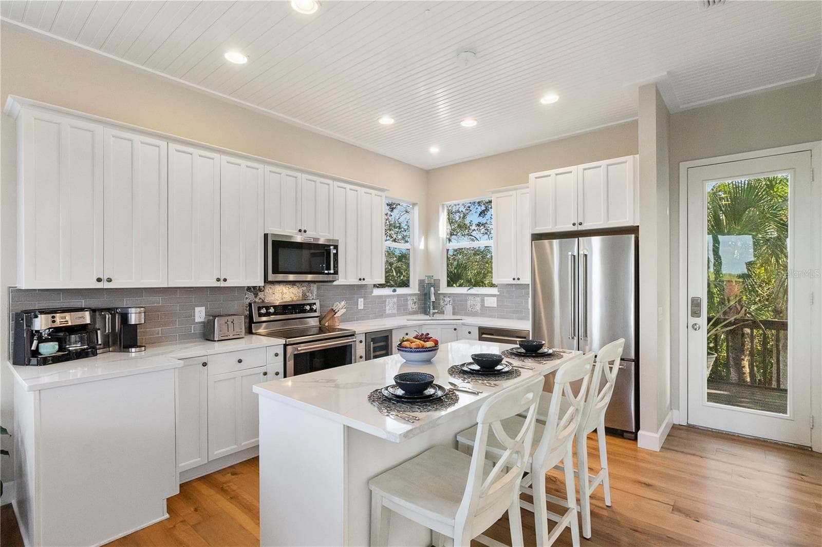 Kitchen - 7325 HOLLY RD, TERRA CEIA