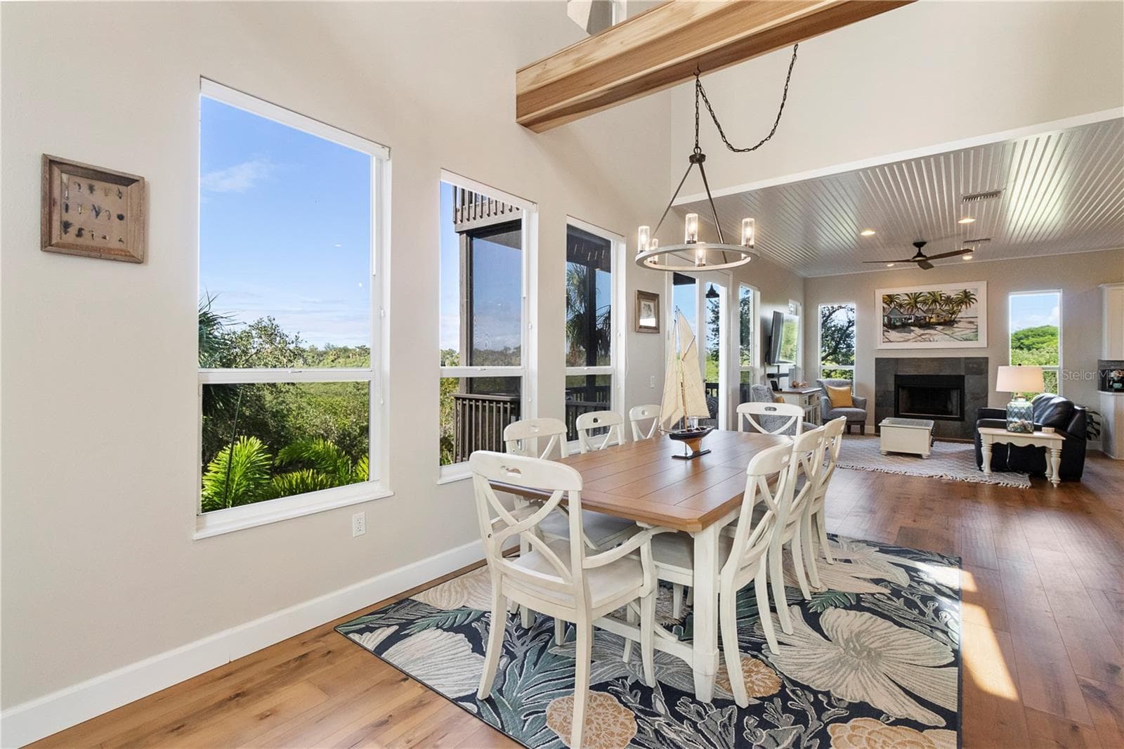 Dining - 7325 HOLLY RD, TERRA CEIA