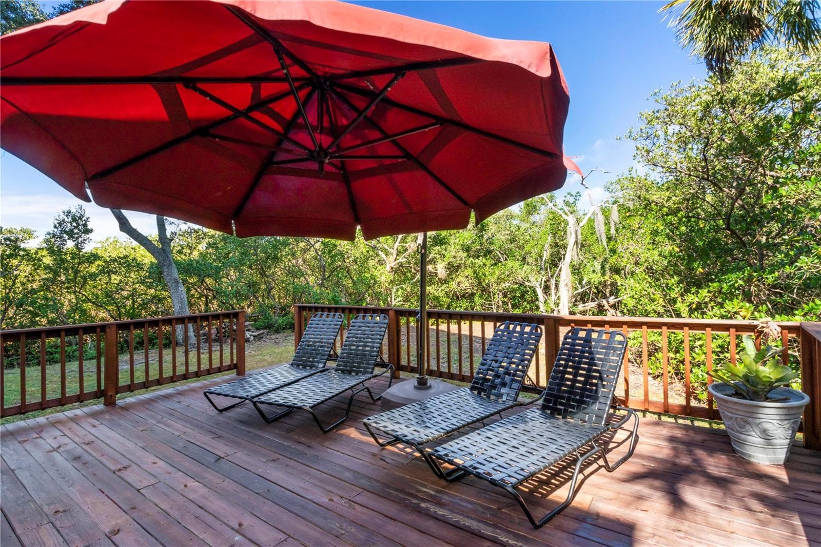 Ground Deck - 7325 HOLLY RD, TERRA CEIA