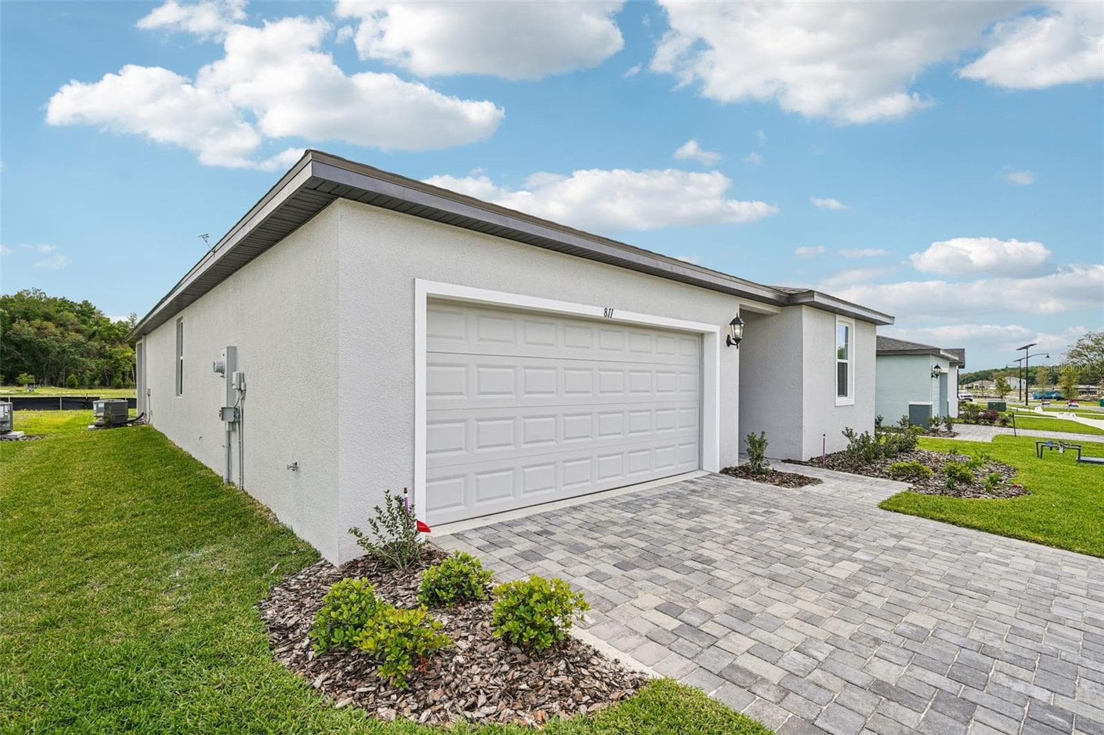 Single Family Residence at 811 SUNSHOWER DR, LADY LAKE, photo 3 of 33